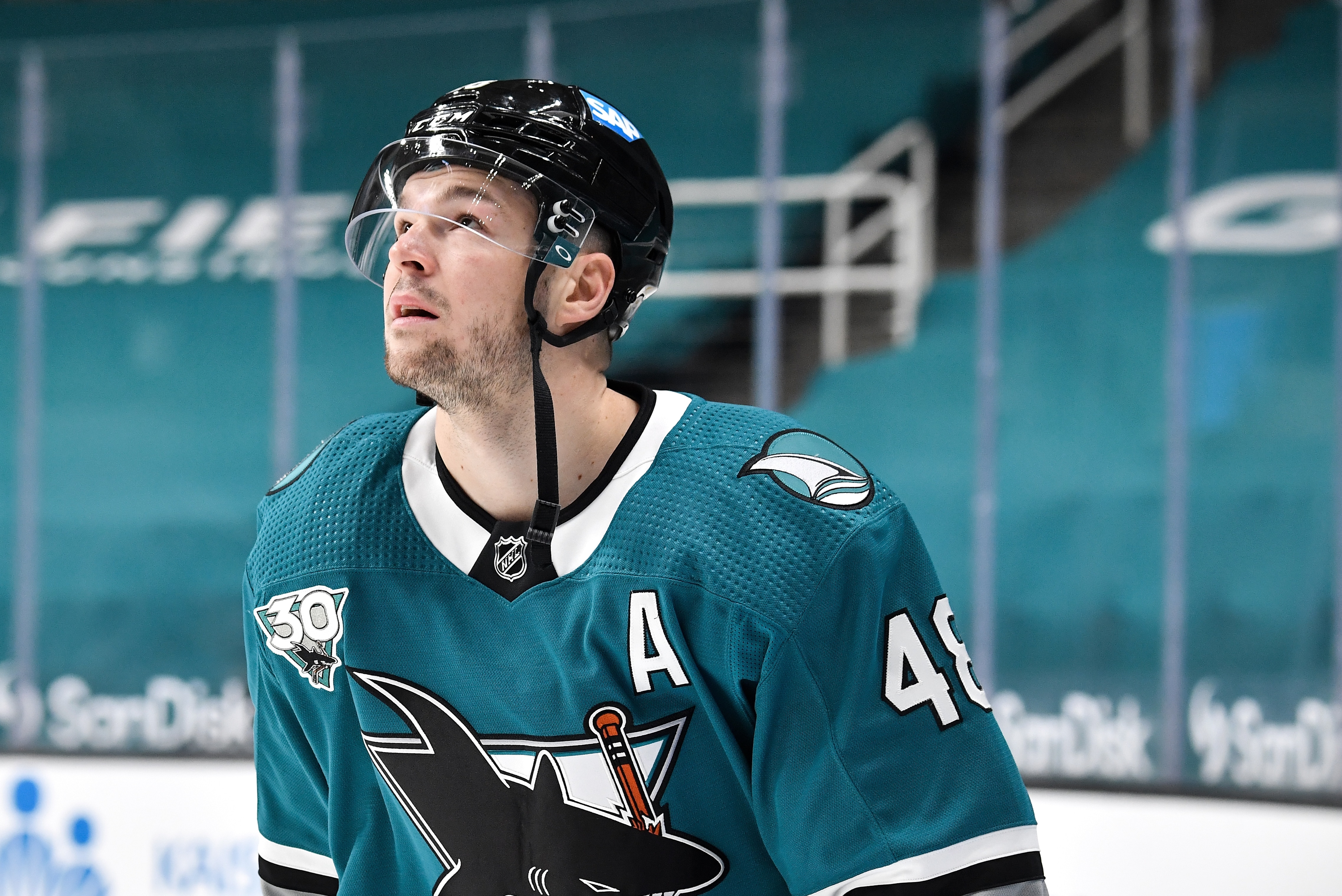 Sharks Center Tomas Hertl 