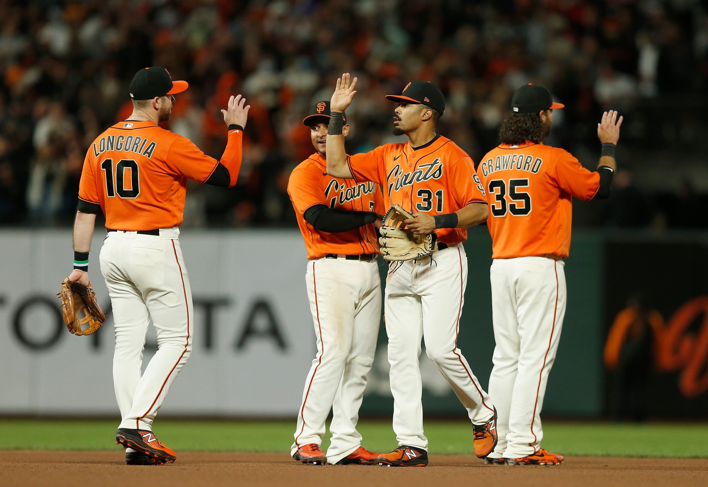 611 Javier Lopez Braves Photos & High Res Pictures - Getty Images