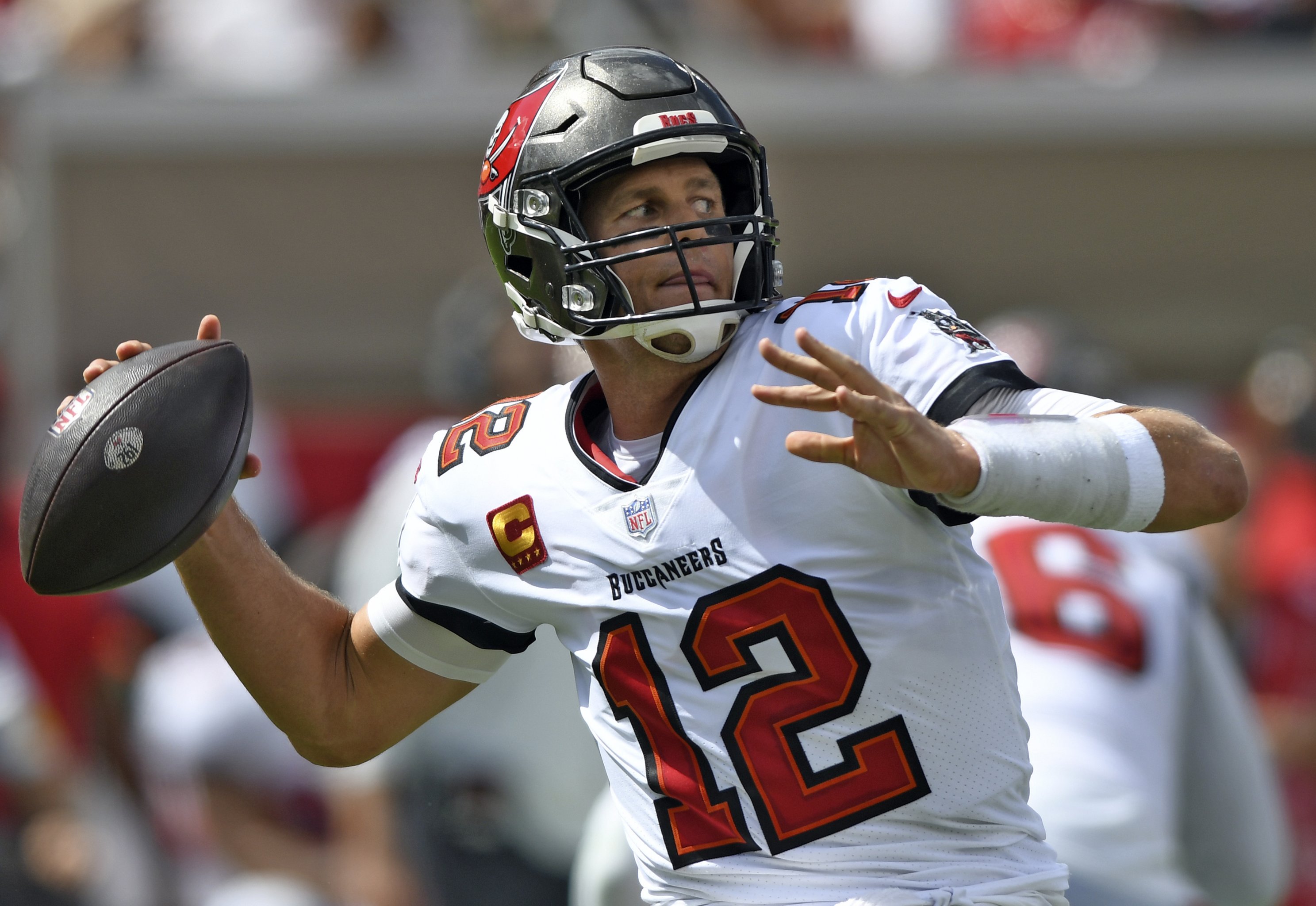 Cowboys-Bucs: TV info, odds, predictions, injury report, news, more for NFC  Wild Card round - DraftKings Network