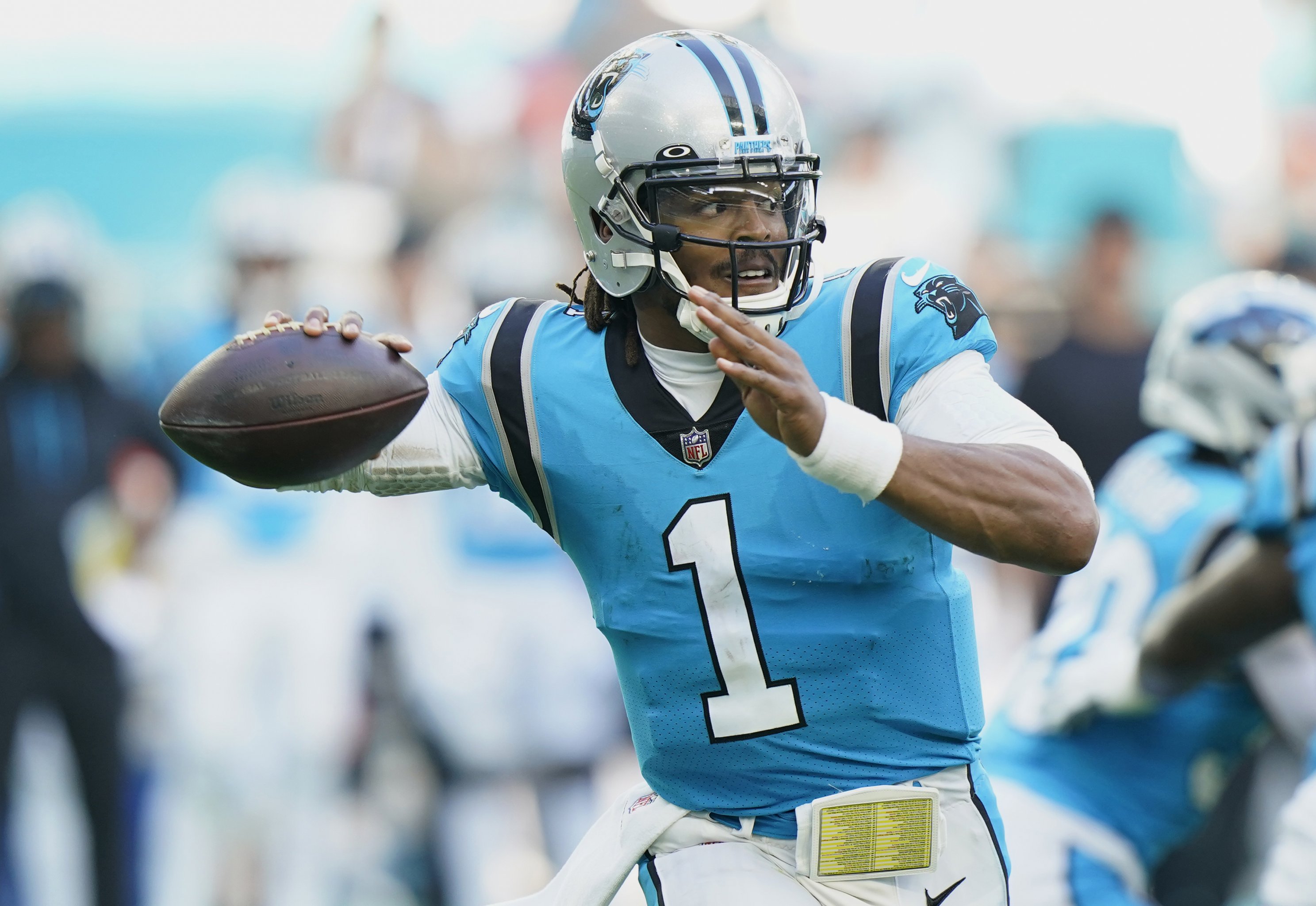 Game Recap: Cowboys pull away from Panthers, hold on 36-28