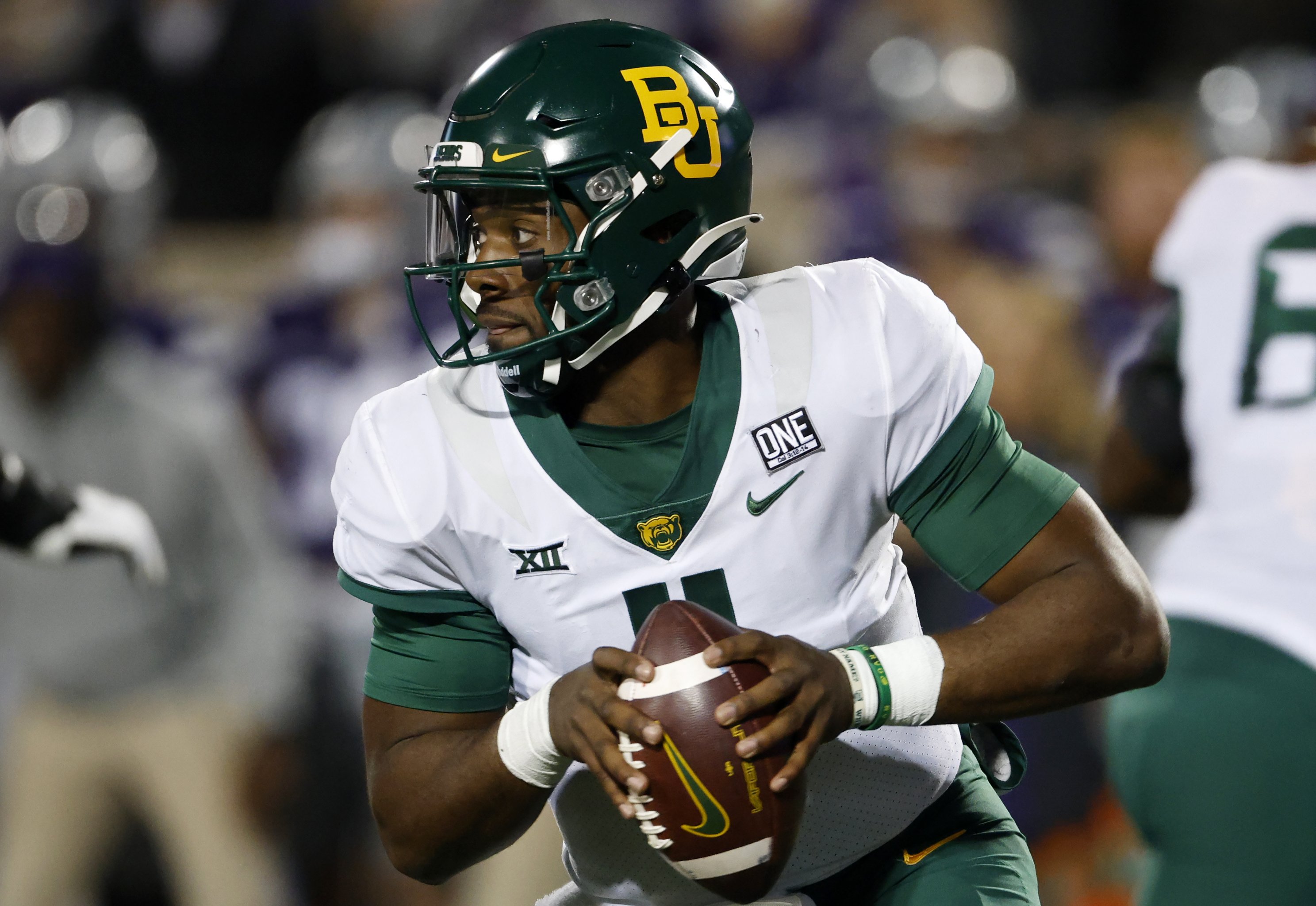 Baylor Bears put on black and gold for Fiesta Bowl showdown