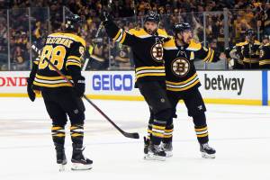 Ranking all four of the Bruins' outdoor games - Stanley Cup of Chowder