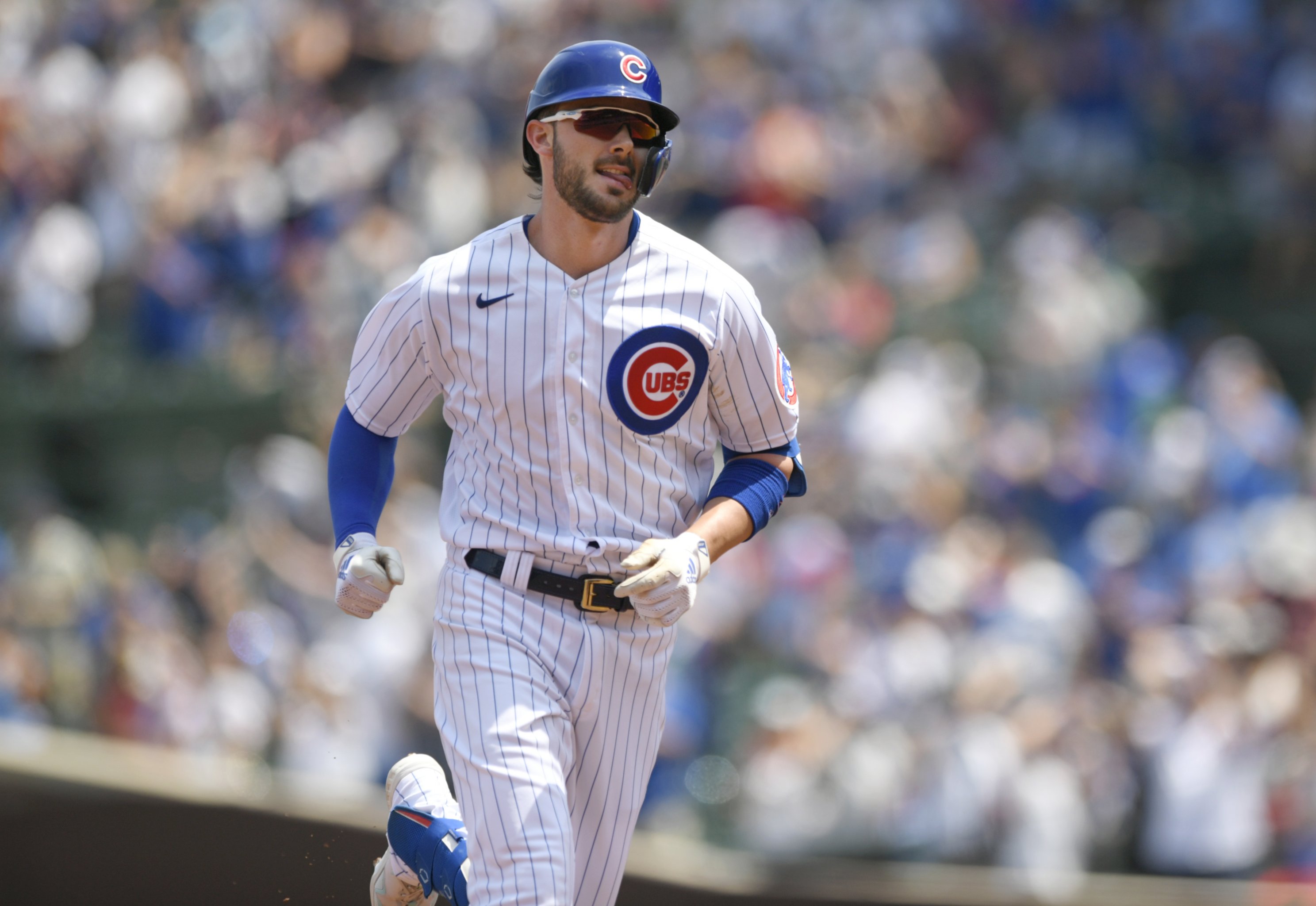 Cubs' Javier Baez has words with DJ. LeMahieu