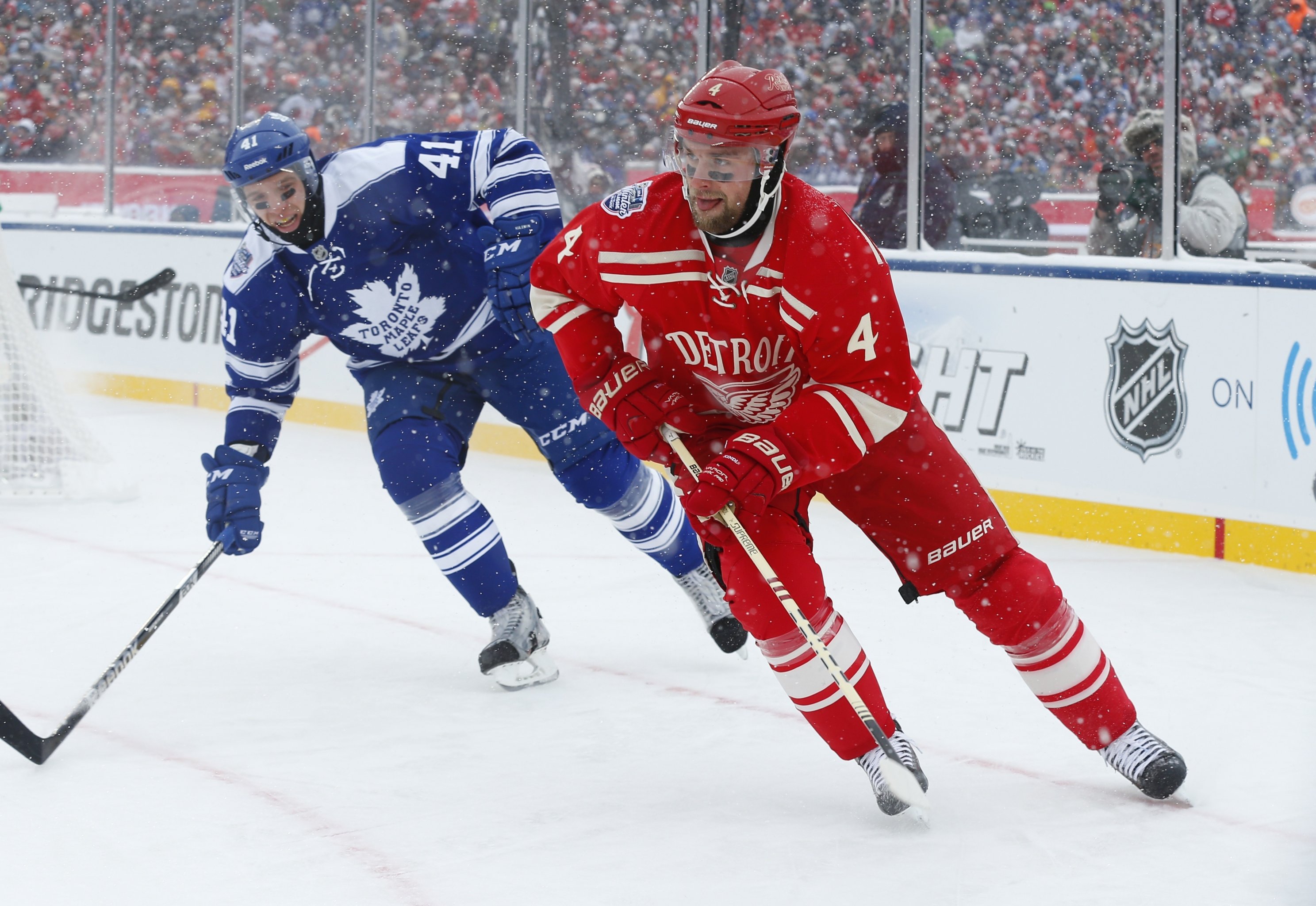 Top 10 Goals From The NHL's Outdoor Games