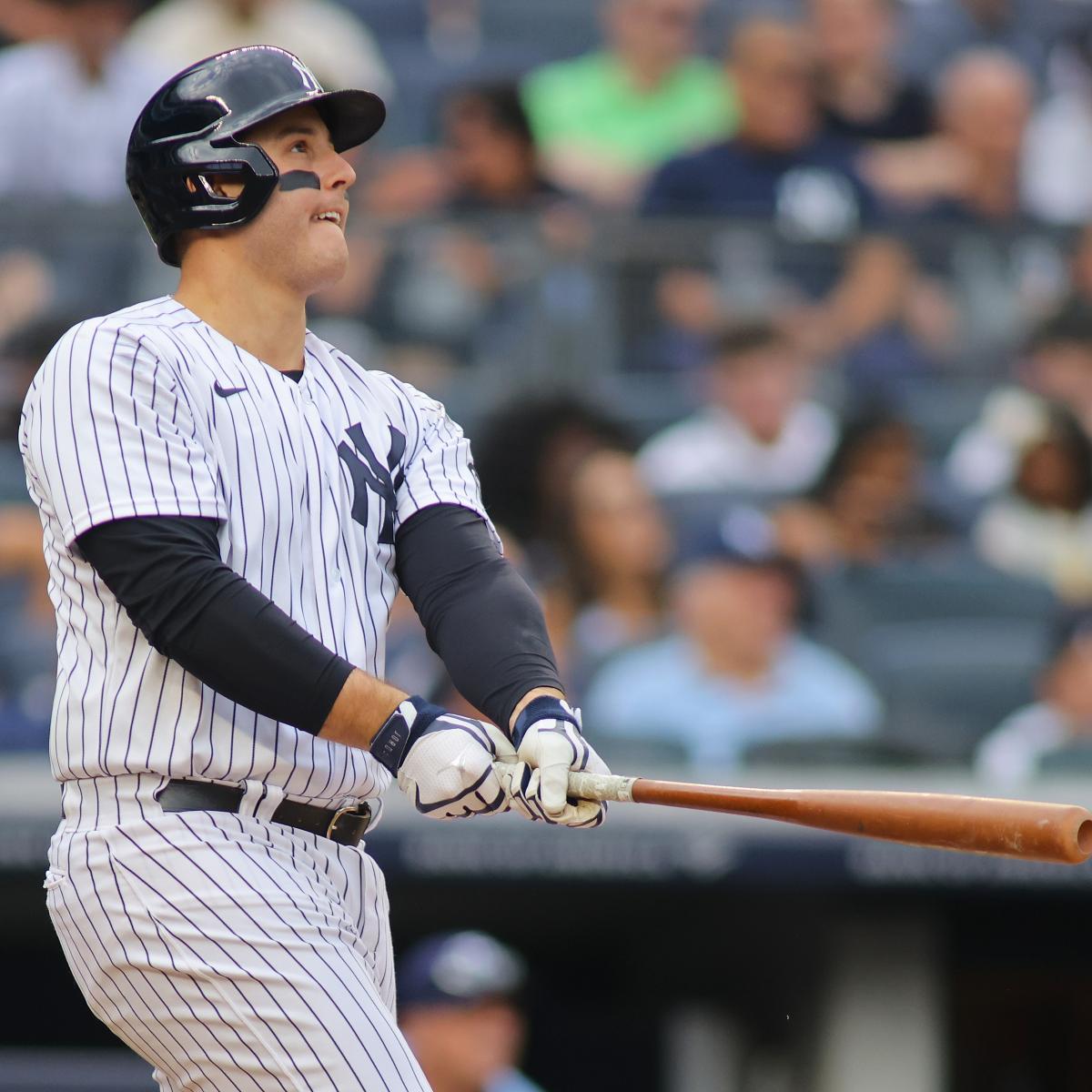 MLB insider sets price tag for potential Yankees target Freddie