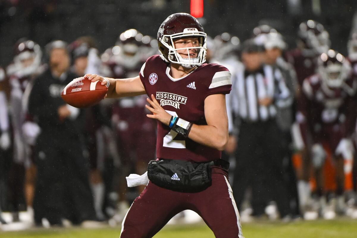 College Football Bowl Picks 2021 Predictions for Most Underrated Games