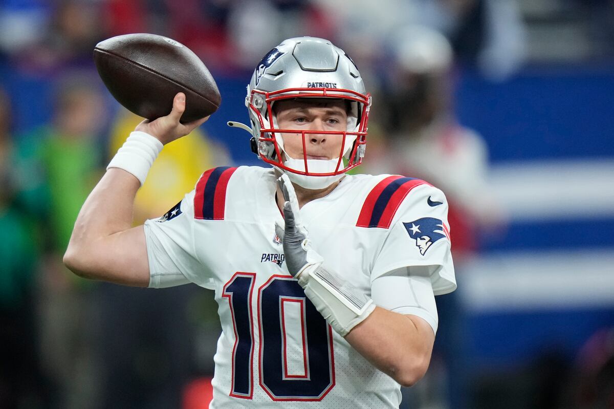3 Things Patriots Must Do to Get Mac Jones PlayoffReady in Final 3