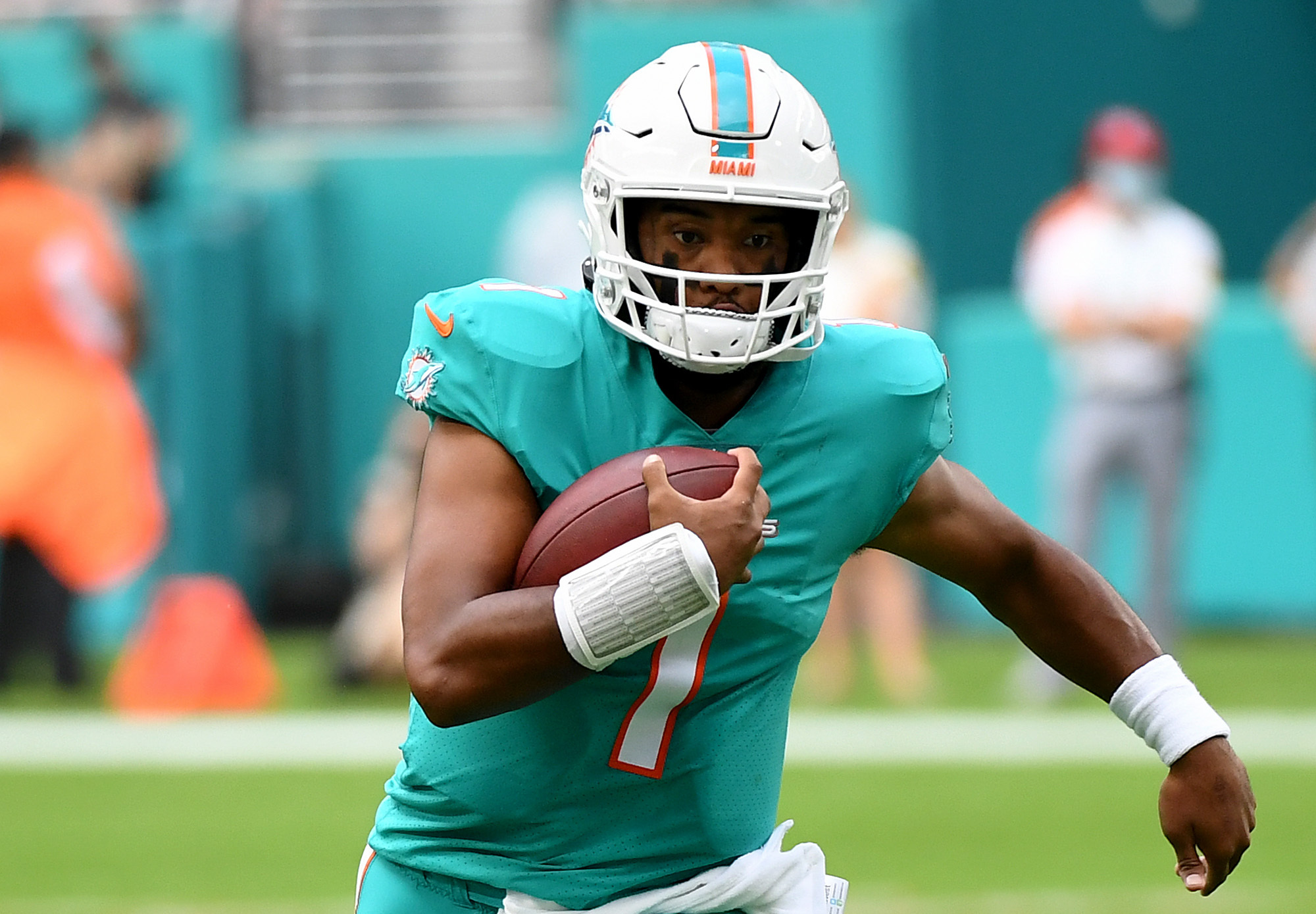 NFL picks Week 16: Miami Dolphins vs. New Orleans Saints predictions