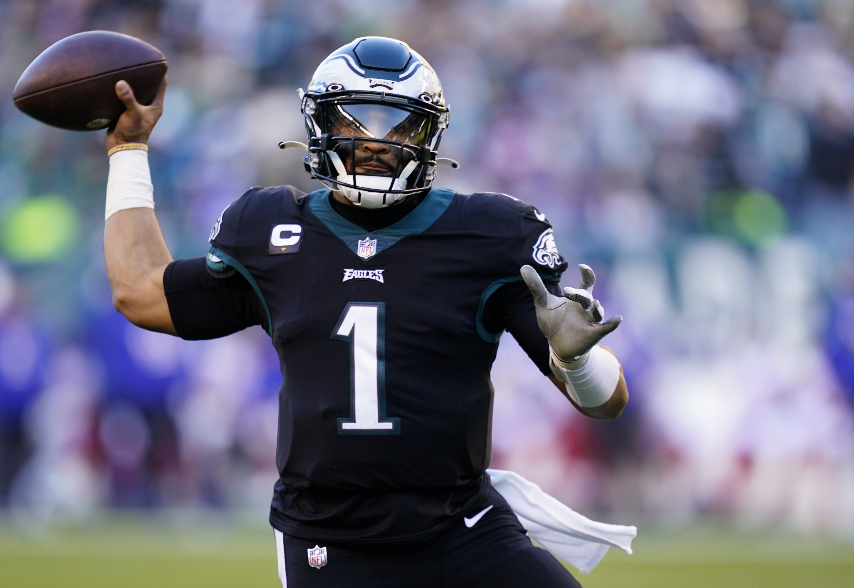 Week 17 NFL Power Rankings: Eagles Hold Tight, Bengals Ascend, and