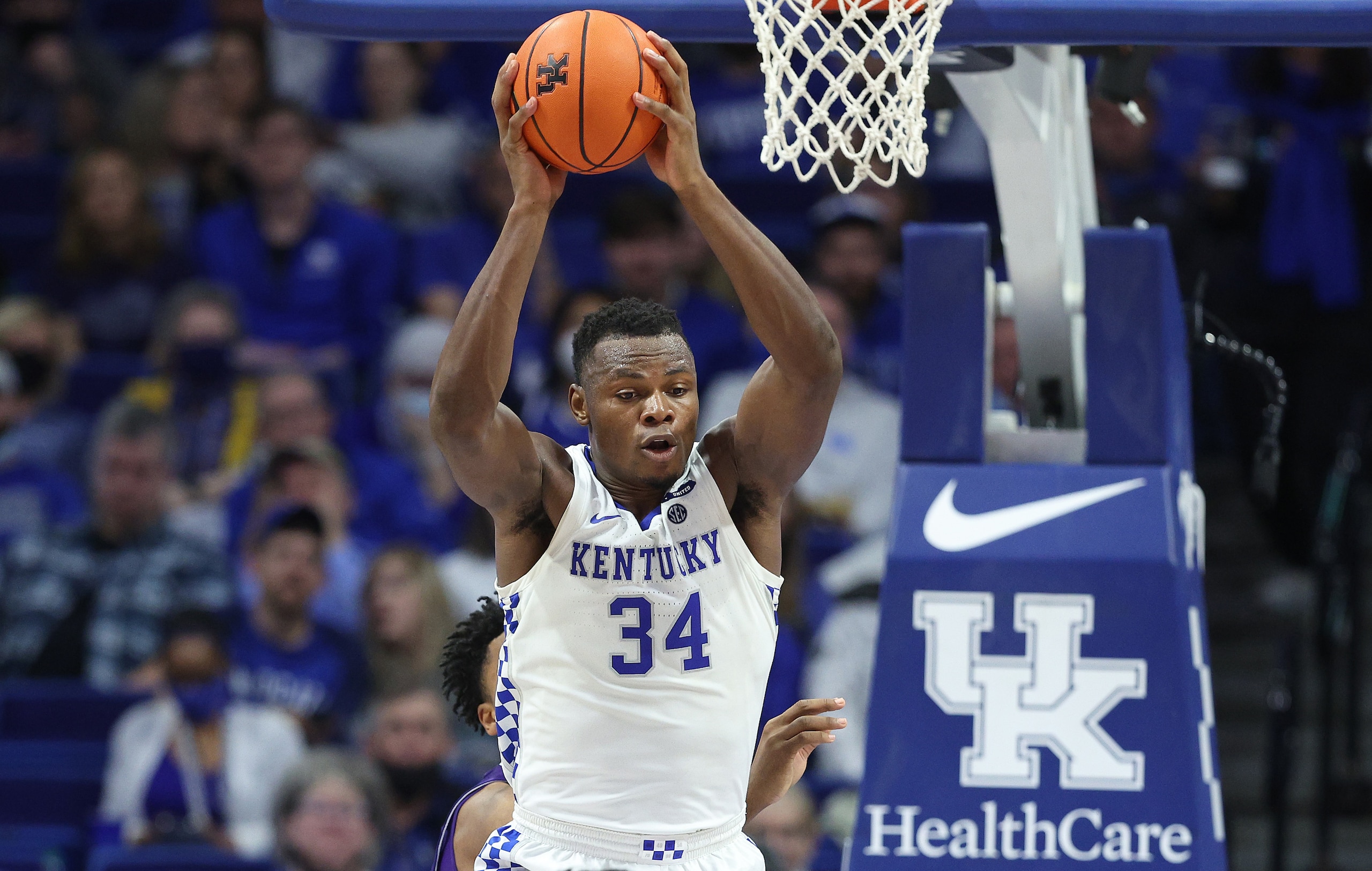 Kentucky's Oscar Tshiebwe Kentucky's Oscar Tshiebwe