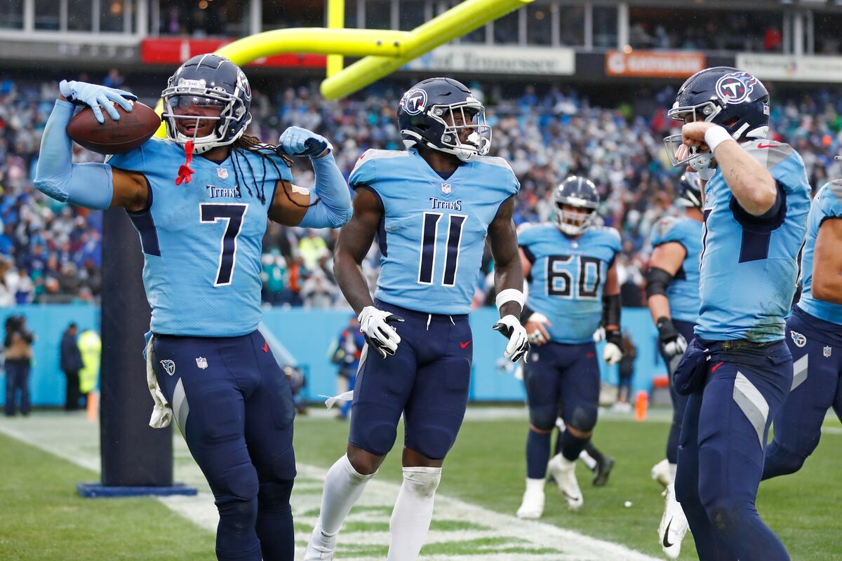 Live NFL Playoff Picture Getting Close After Cowboys, Chiefs Losses in Week 17 - Vimarsana News