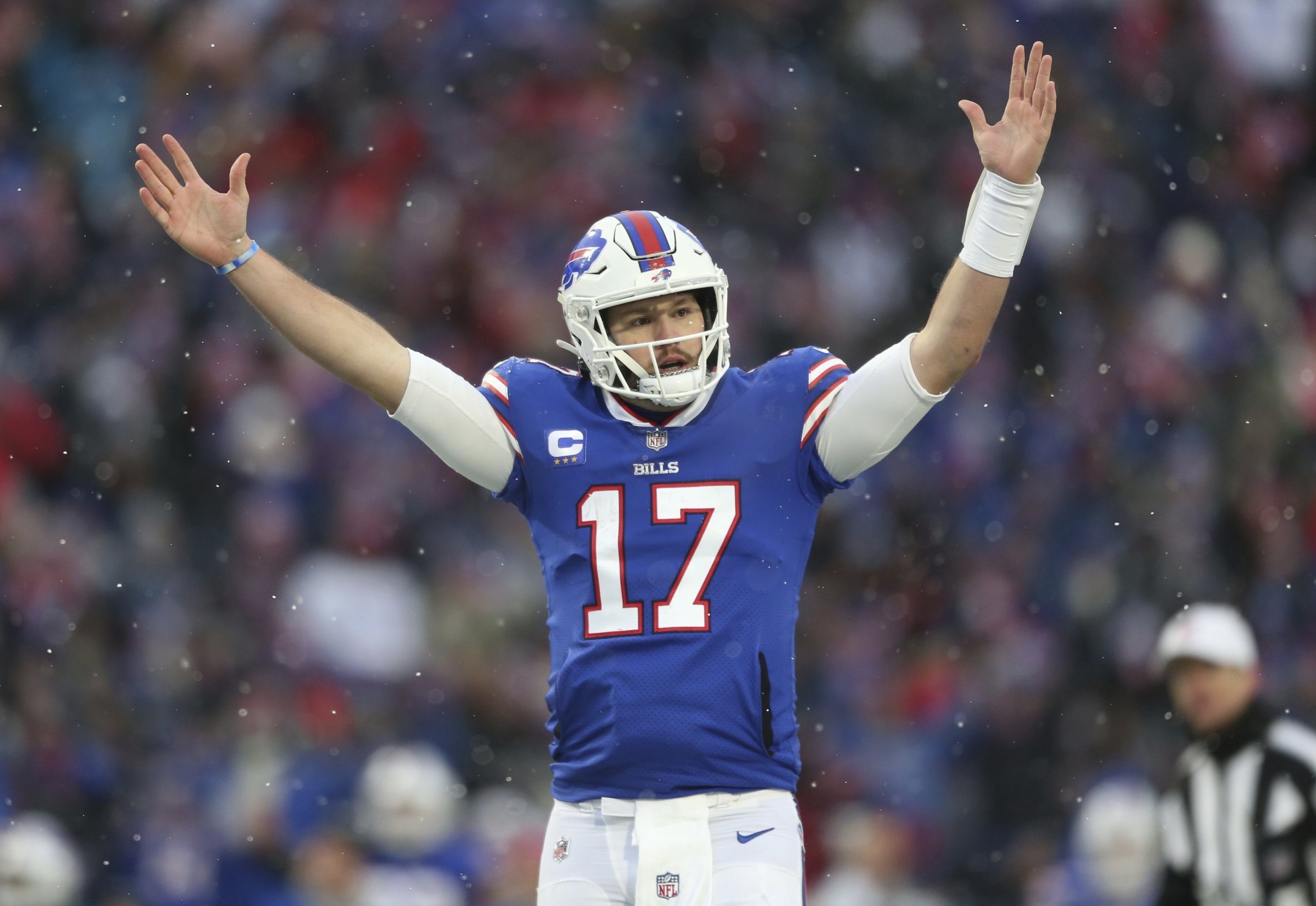 Best NFL DFS Stacks, Week 18: Lineup Picks for DraftKings