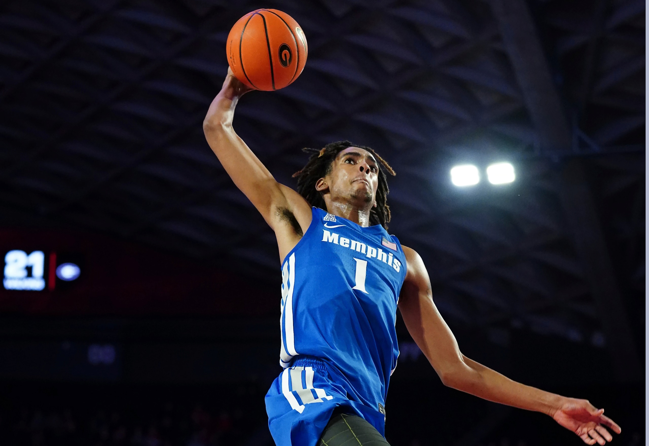 Memphis' Emoni Bates