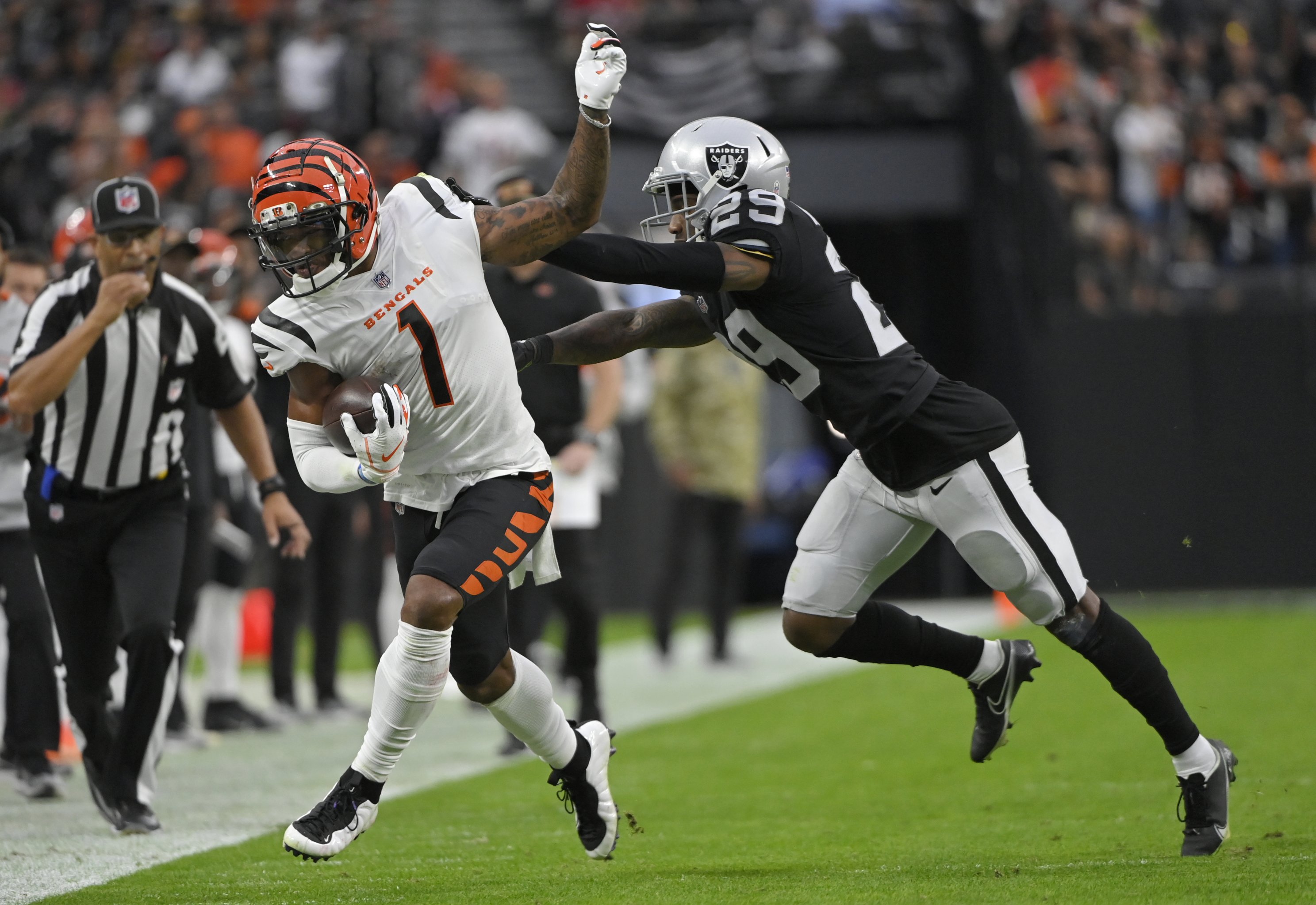 Marcus Mariota and the Raiders' season ends in Wild Card loss to Bengals