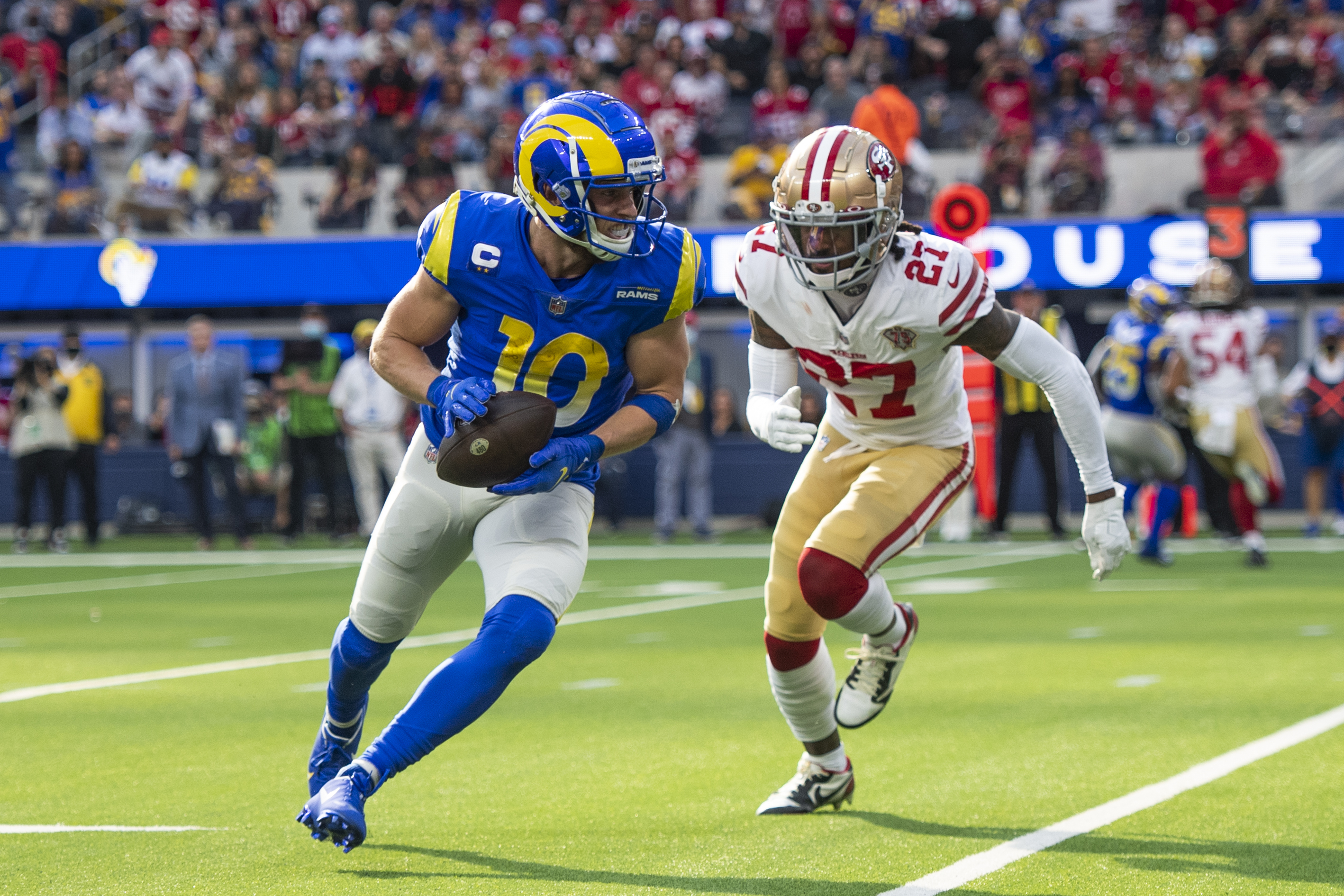 Cardinals vs. Rams: Daily Fantasy Sleepers, Lineup Picks for