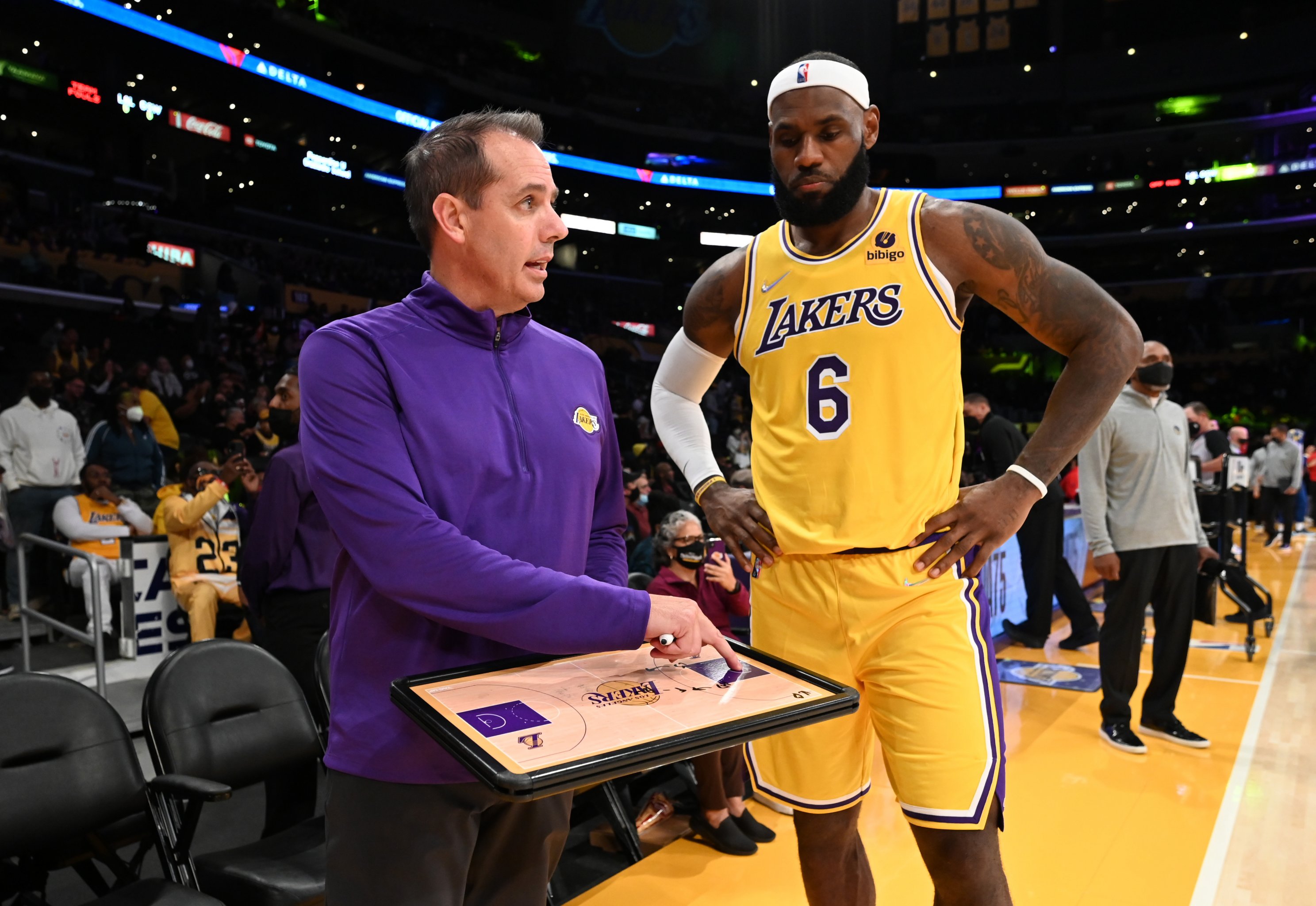 NBA Trade Rumors: Lakers listening to offers for Kyle Kuzma - Silver Screen  and Roll