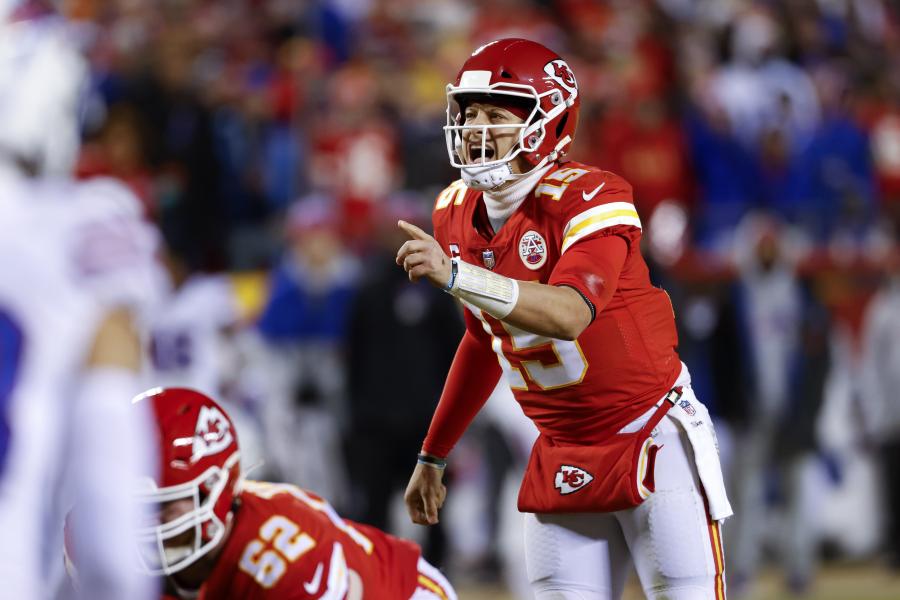 Patrick Mahomes vs. Joe Burrow Prop Bets (Who Will Throw for More Passing  Yards in AFC Championship)