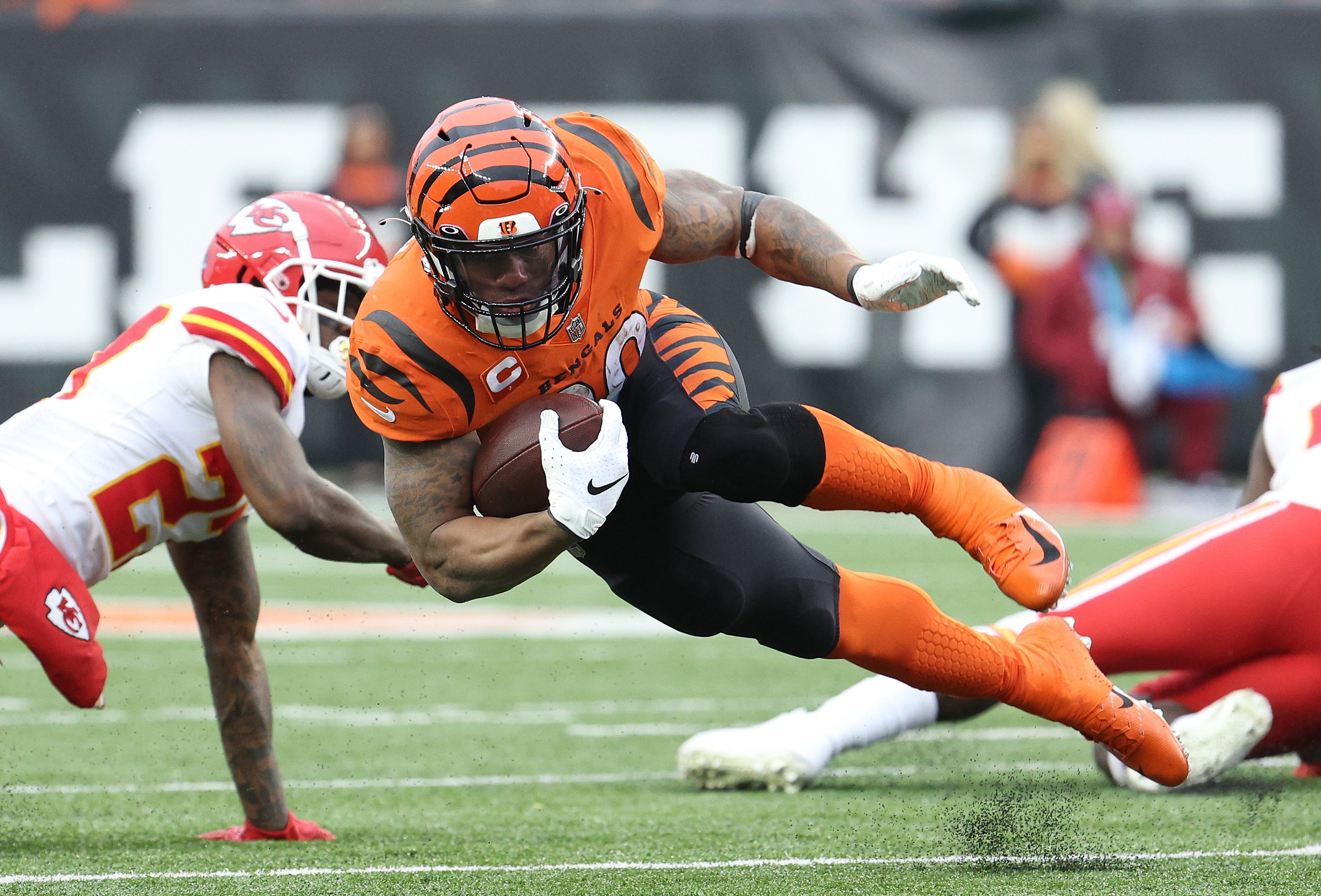 NFL conference championship games: Times, dates, odds, picks as Chiefs face  Bengals, Rams battle 49ers 