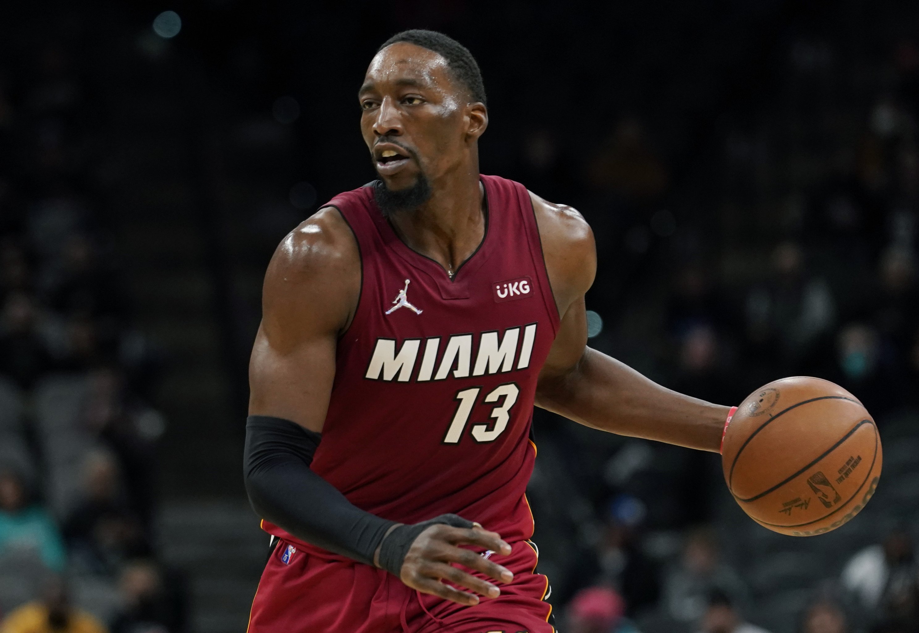 Heat to debut 'Vice' city uniforms Jan. 25 against Kings NBA - Bally Sports