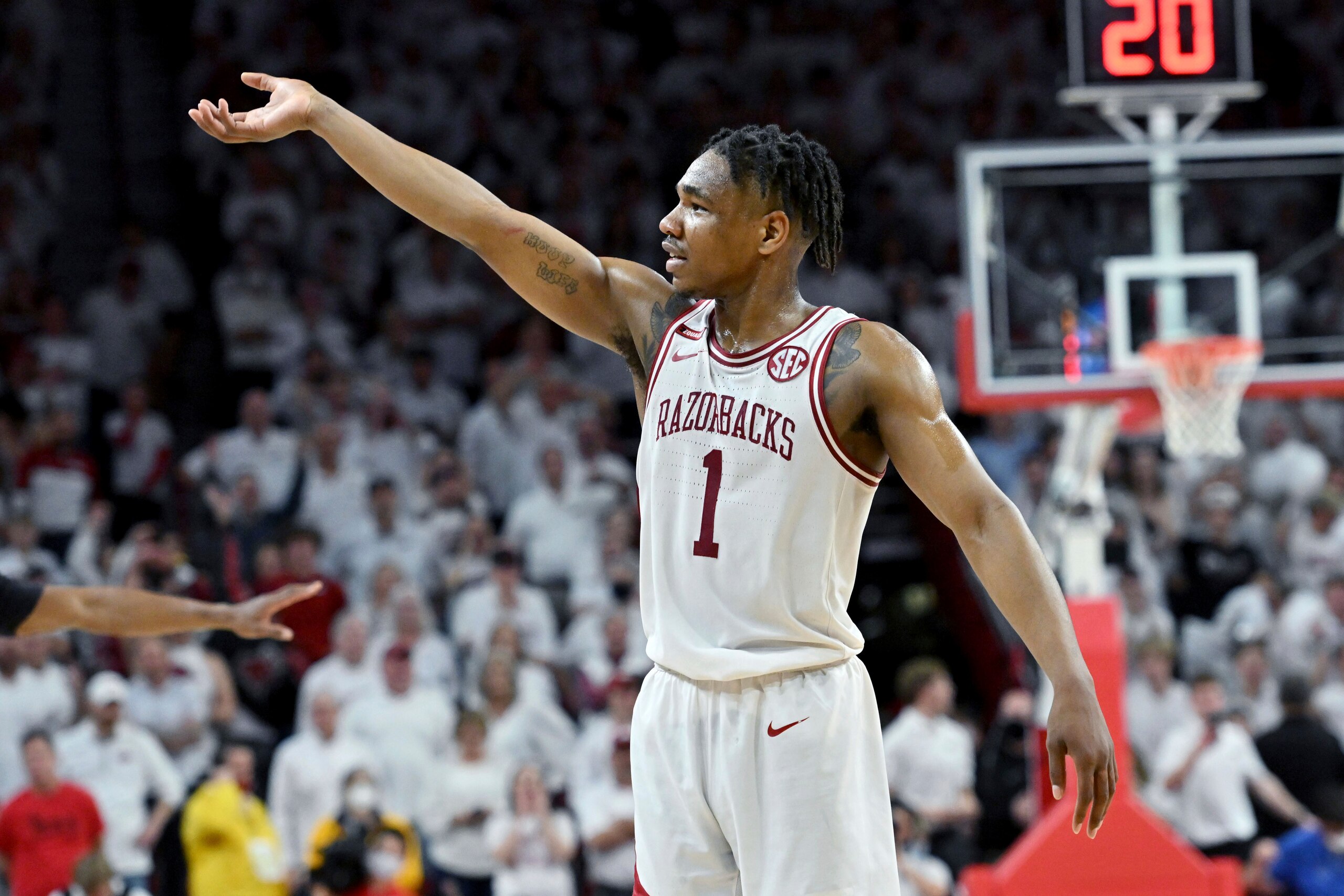 Arkansas' JD Notae