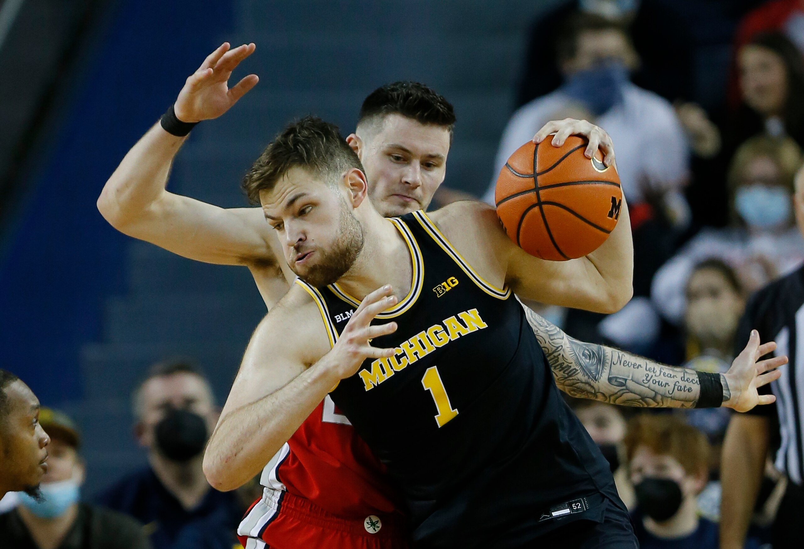Michigan's Hunter Dickinson