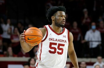Oklahoma's Elijah Harkless