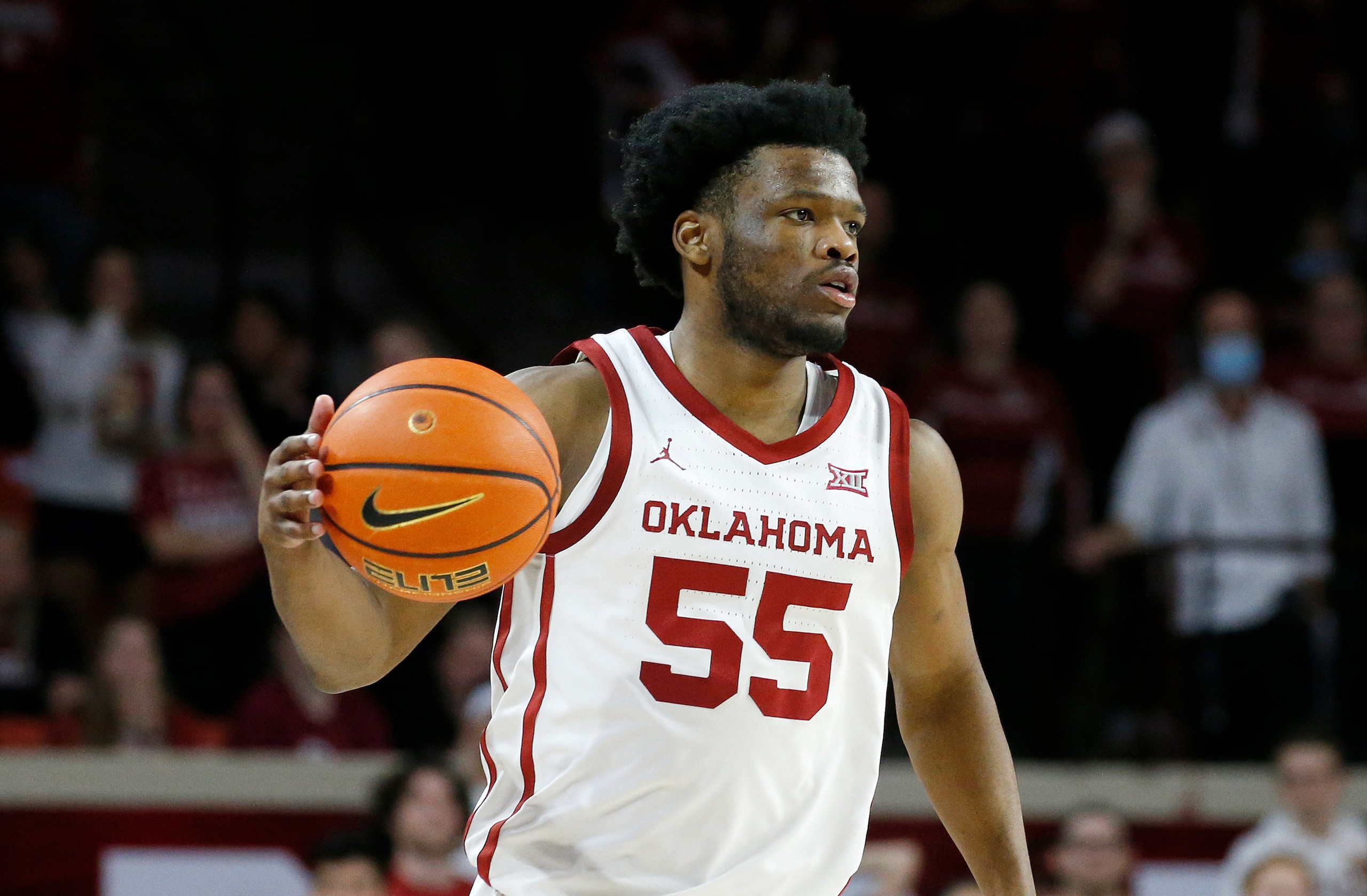 Oklahoma's Elijah Harkless