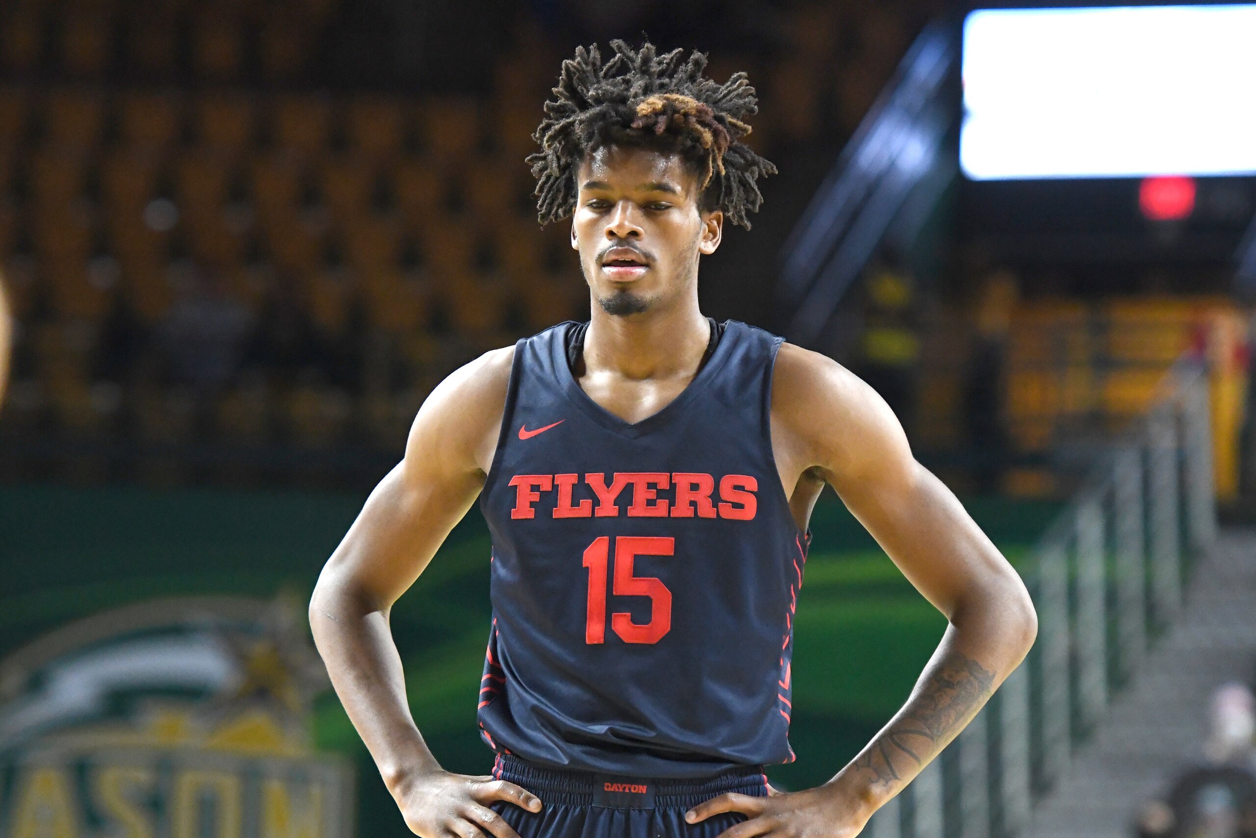 Dayton's DaRon Holmes II