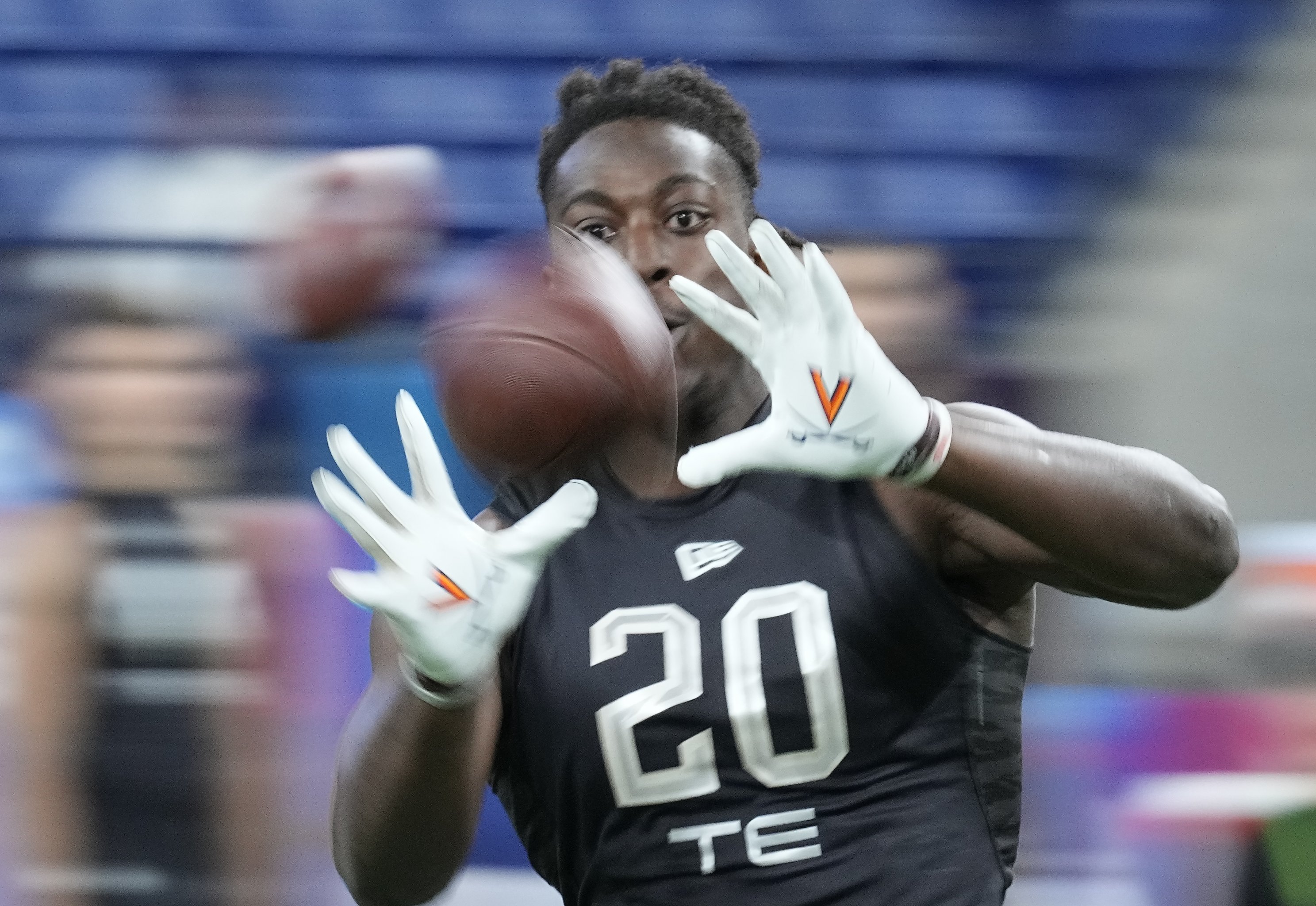 Wide Receivers Run the 40-Yard Dash at 2022 NFL Combine: Thornton hits 4.21  