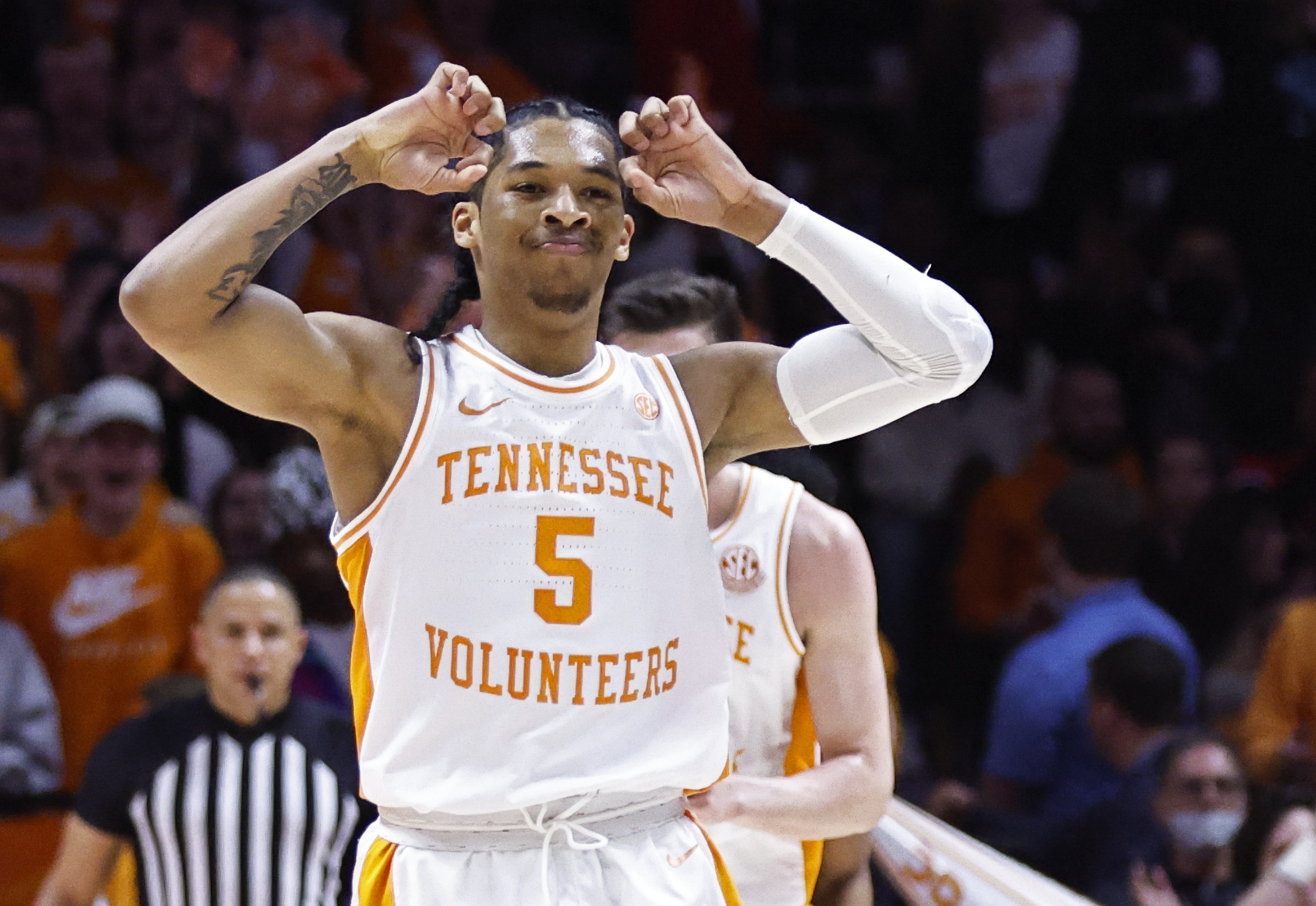 Tennessee claims #1 overall seed in NCAA tournament