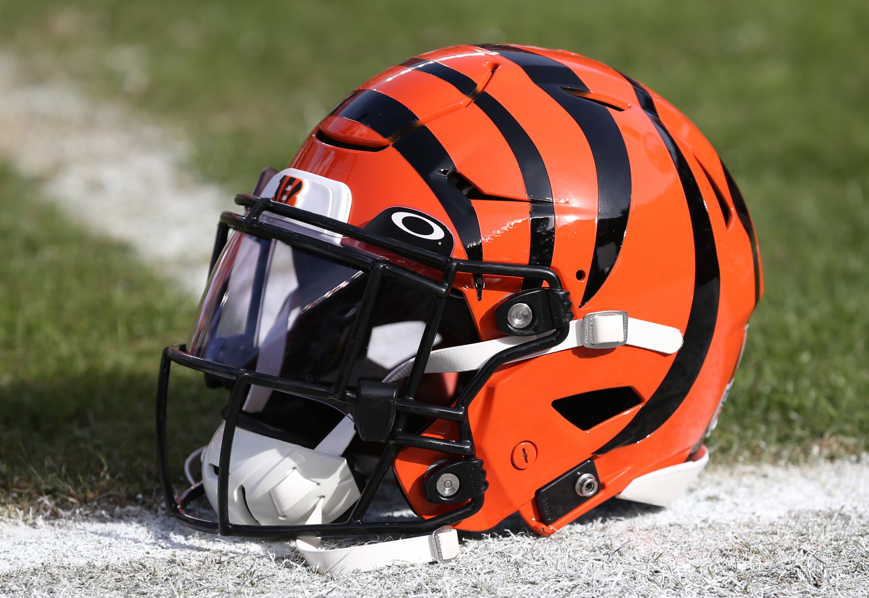 Chargers News: Bolts select Cincy CB Ahmad Gardner in way-too-early 2022  mock - Bolts From The Blue