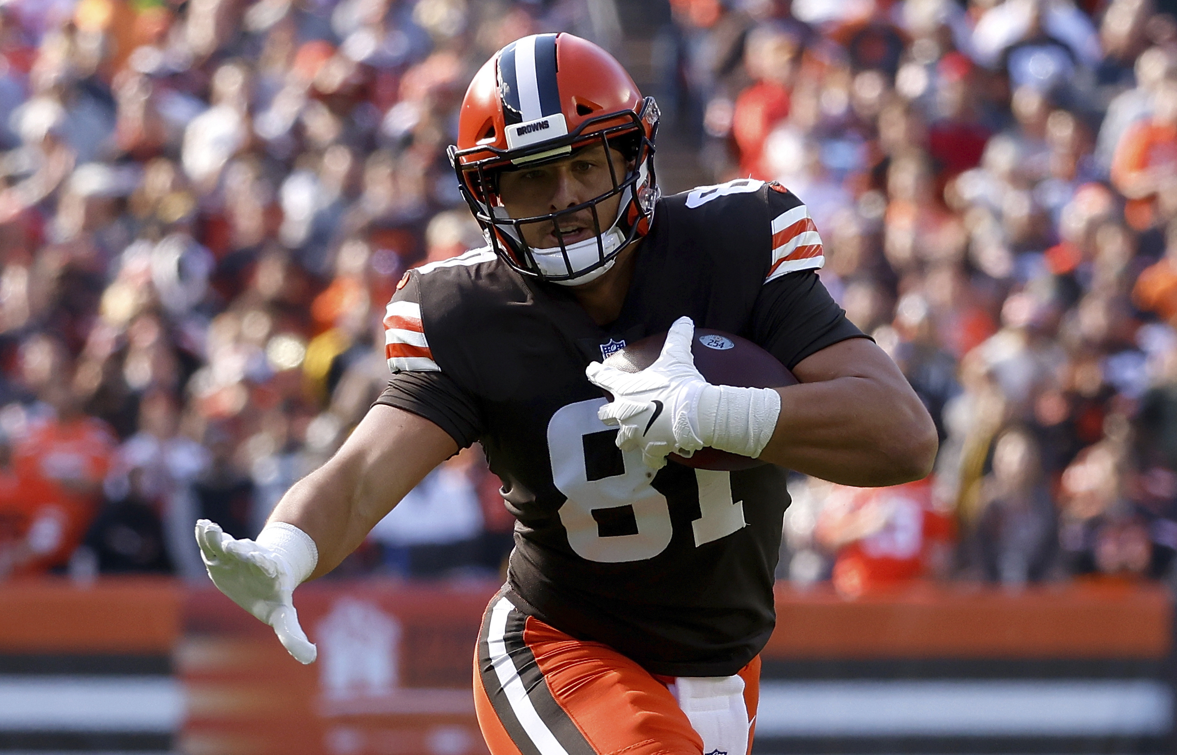 Chase Winovich ready for homecoming in Browns finale vs. Steelers