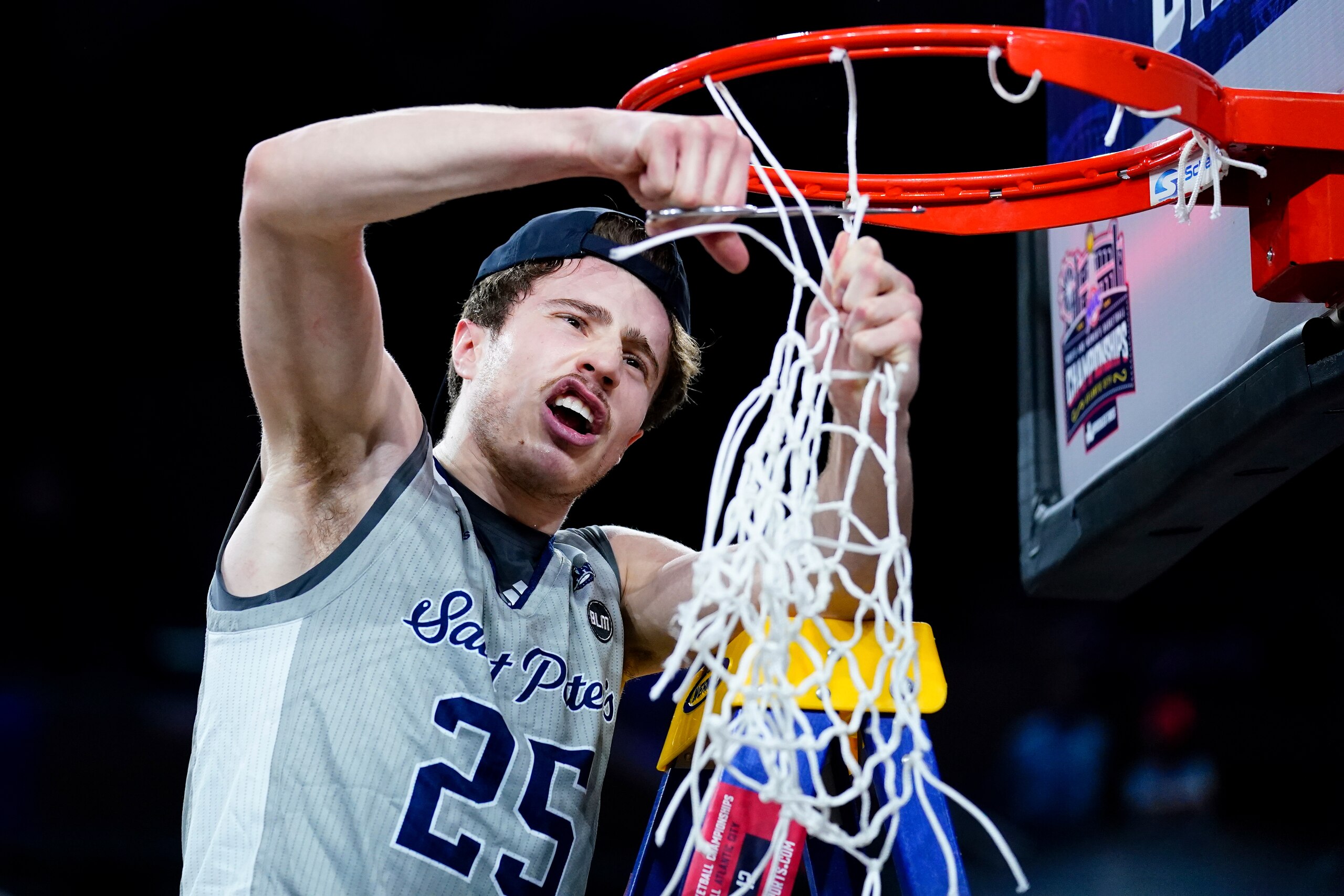 Saint Peter's Doug Edert