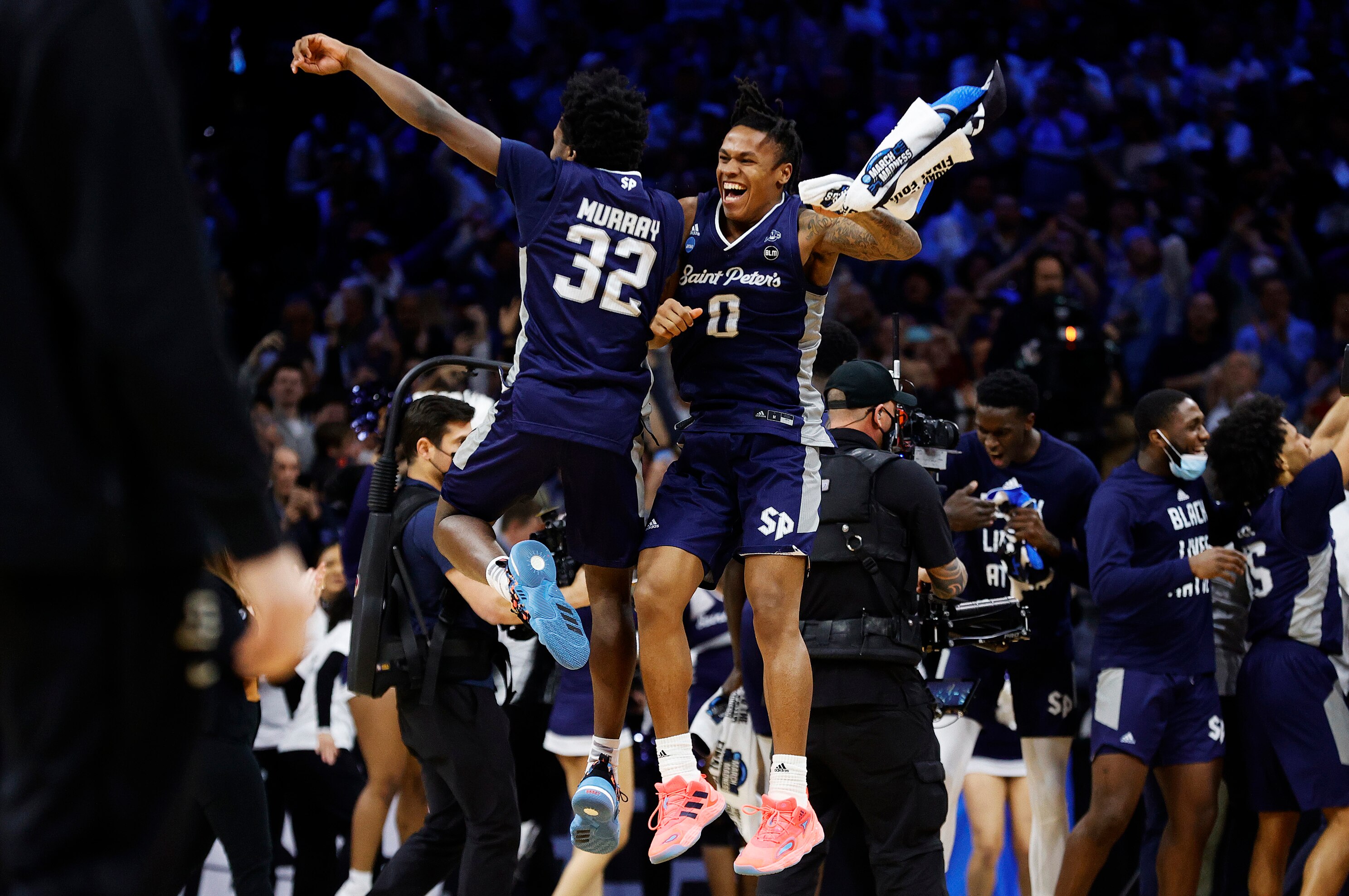 NCAA Tournament 2022: B/R Expert Predictions for Elite 8 ...