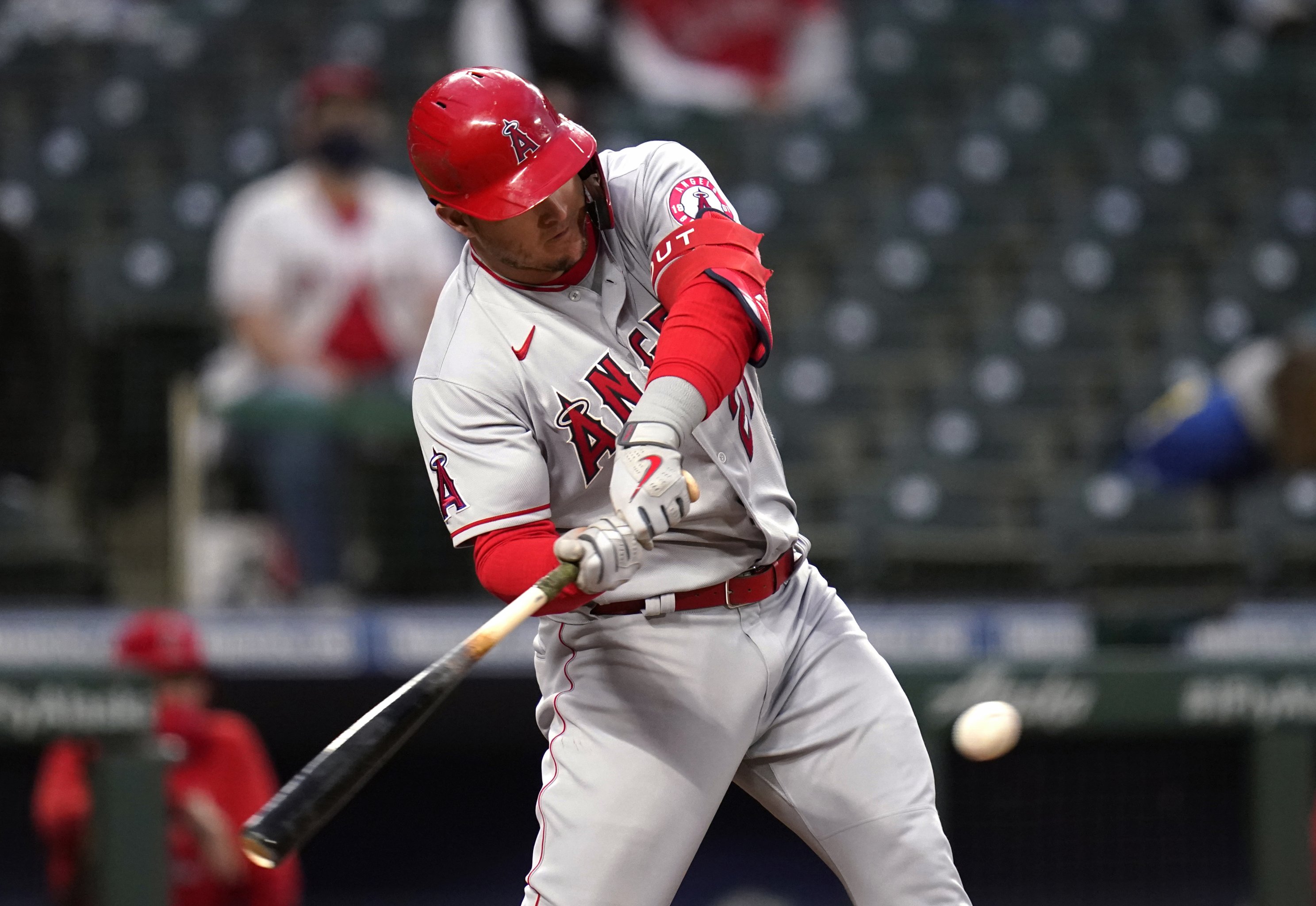 Edwin Rios Game-Used Jackie Robinson Day Jersey