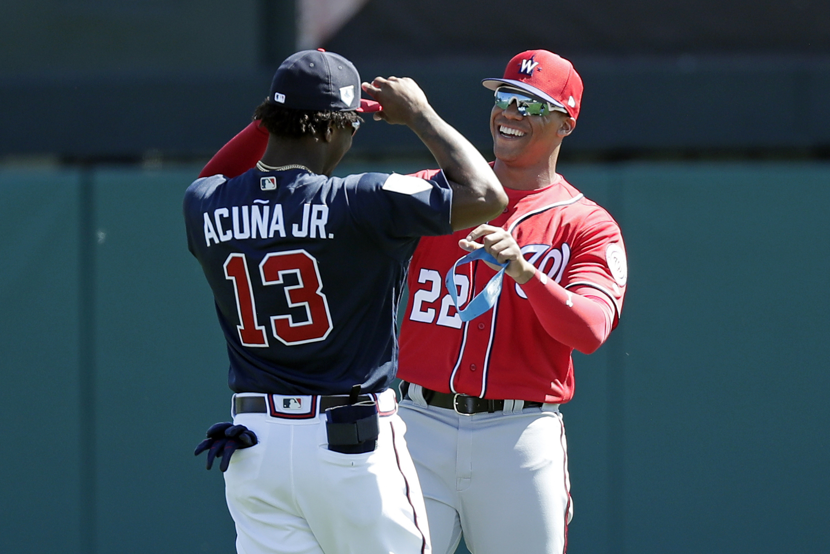 Byron Buxton thanks Off Base, 05/13/2022