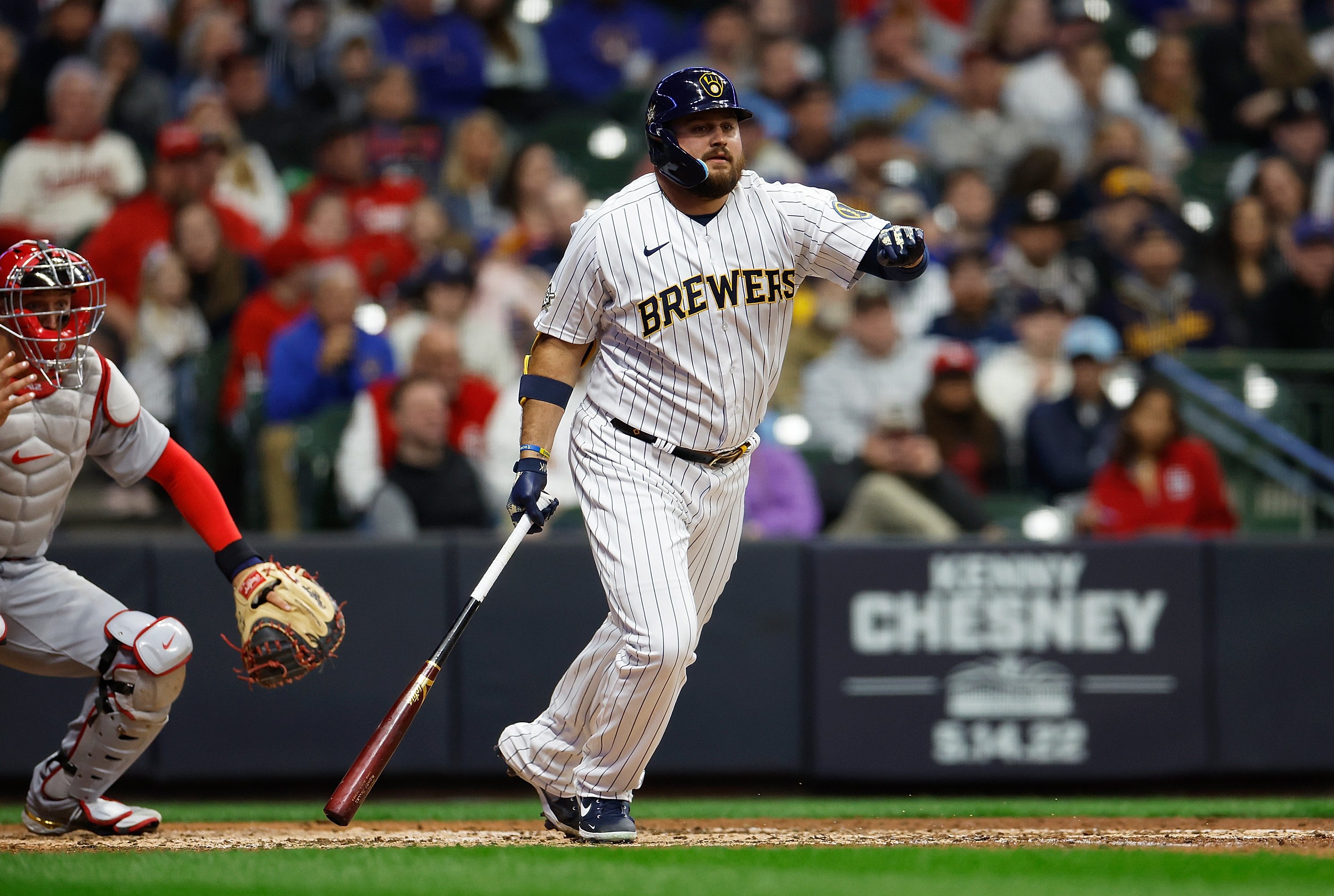 OAKLAND, CA - MAY 08: Tampa Bay Rays Infield Yoshi Tsutsugo (25) hits a  single during the MLB game between the Tampa Bay Rays and the Oakland  Athletics on May 08, 2021