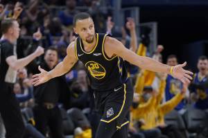 Warriors' Stephen Curry Drains Record 16 3-Pointers During 2022 NBA All-Star  Game, News, Scores, Highlights, Stats, and Rumors