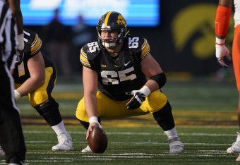 Iowa center Tyler Linderbaum