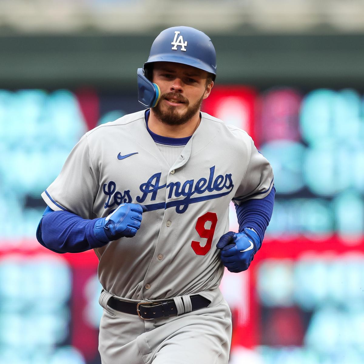 Buying or Selling Dodgers’ Biggest Breakout Players in 2022 Season