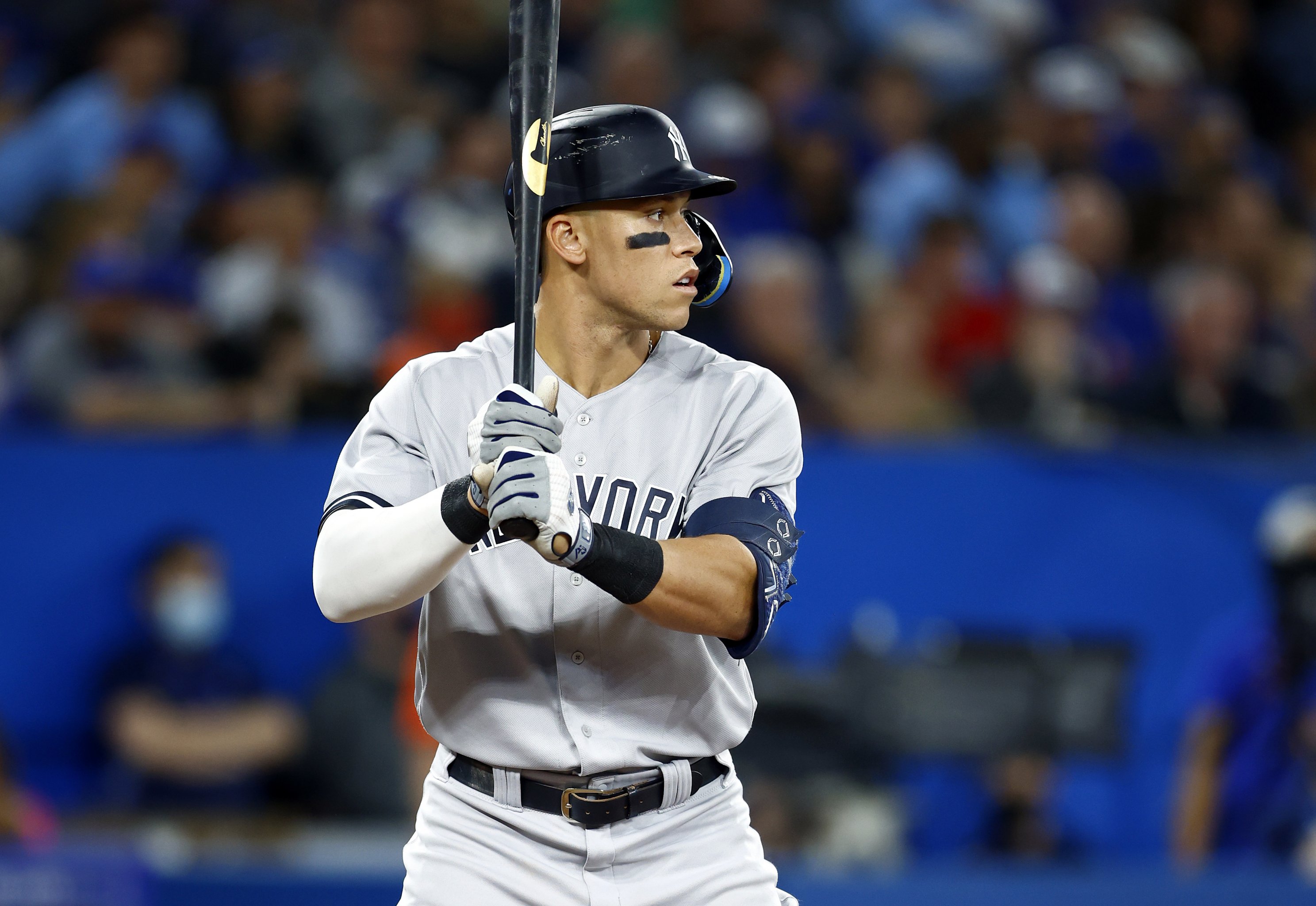 MLB Odds: Fernando Tatis Jr.'s eye-opening odds to smack a home