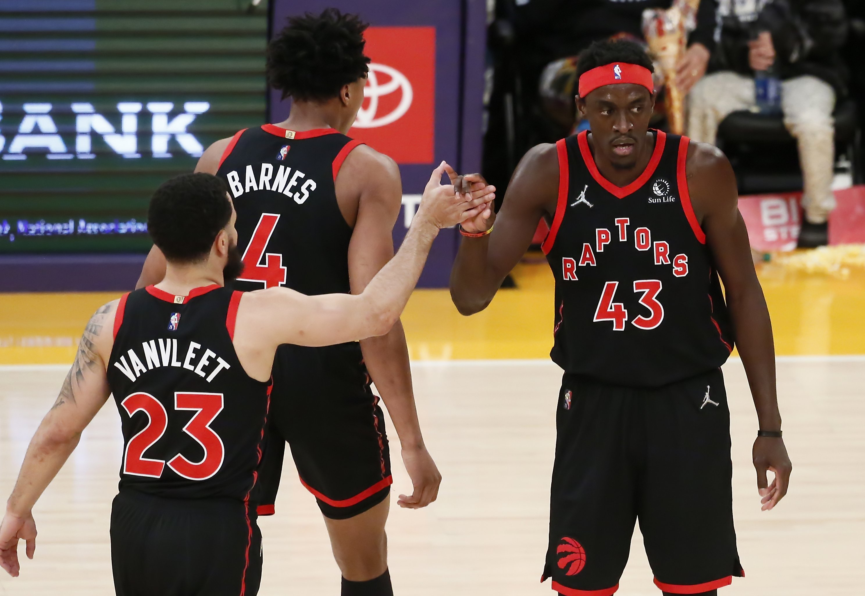 Chicago Bulls Jordan Statement Edition Swingman Jersey 22 - Black - Alex  Caruso - Youth