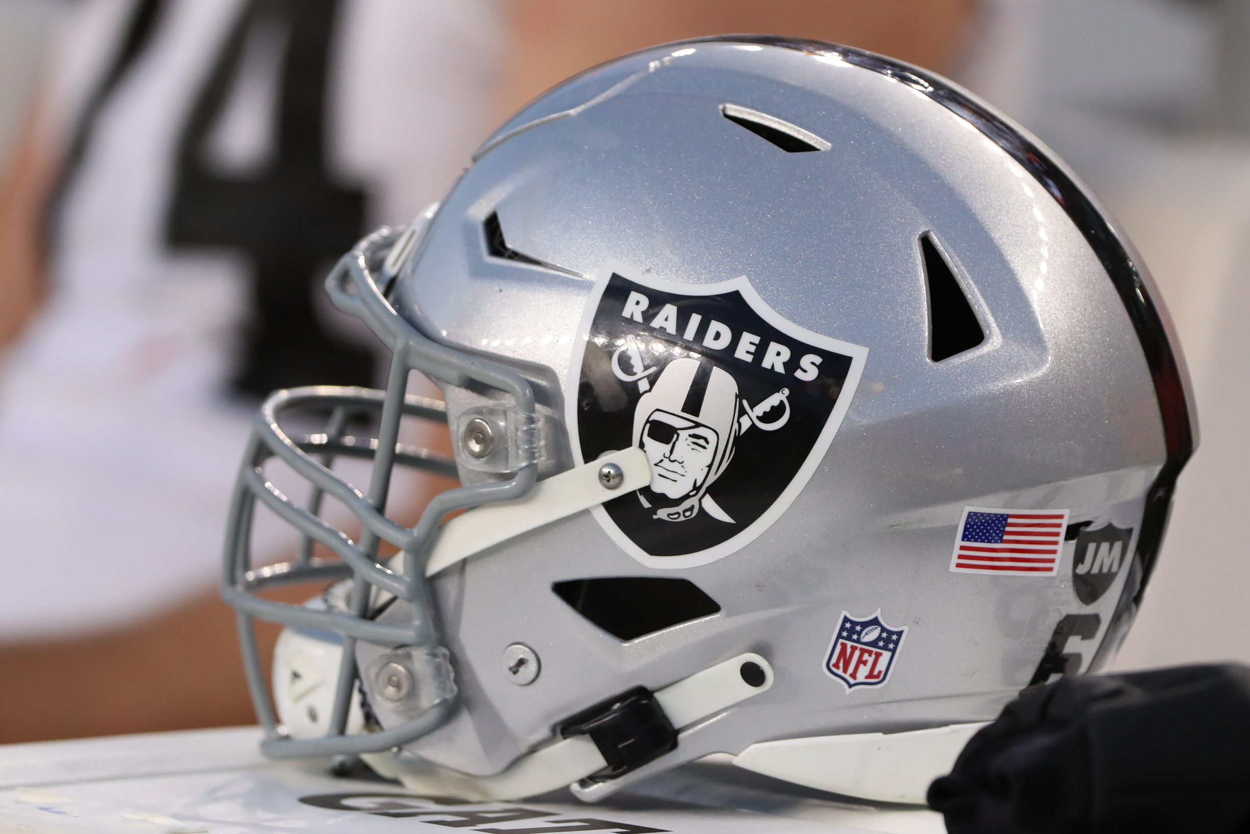 Raiders hit jackpot after Patriots' gamble falls flat