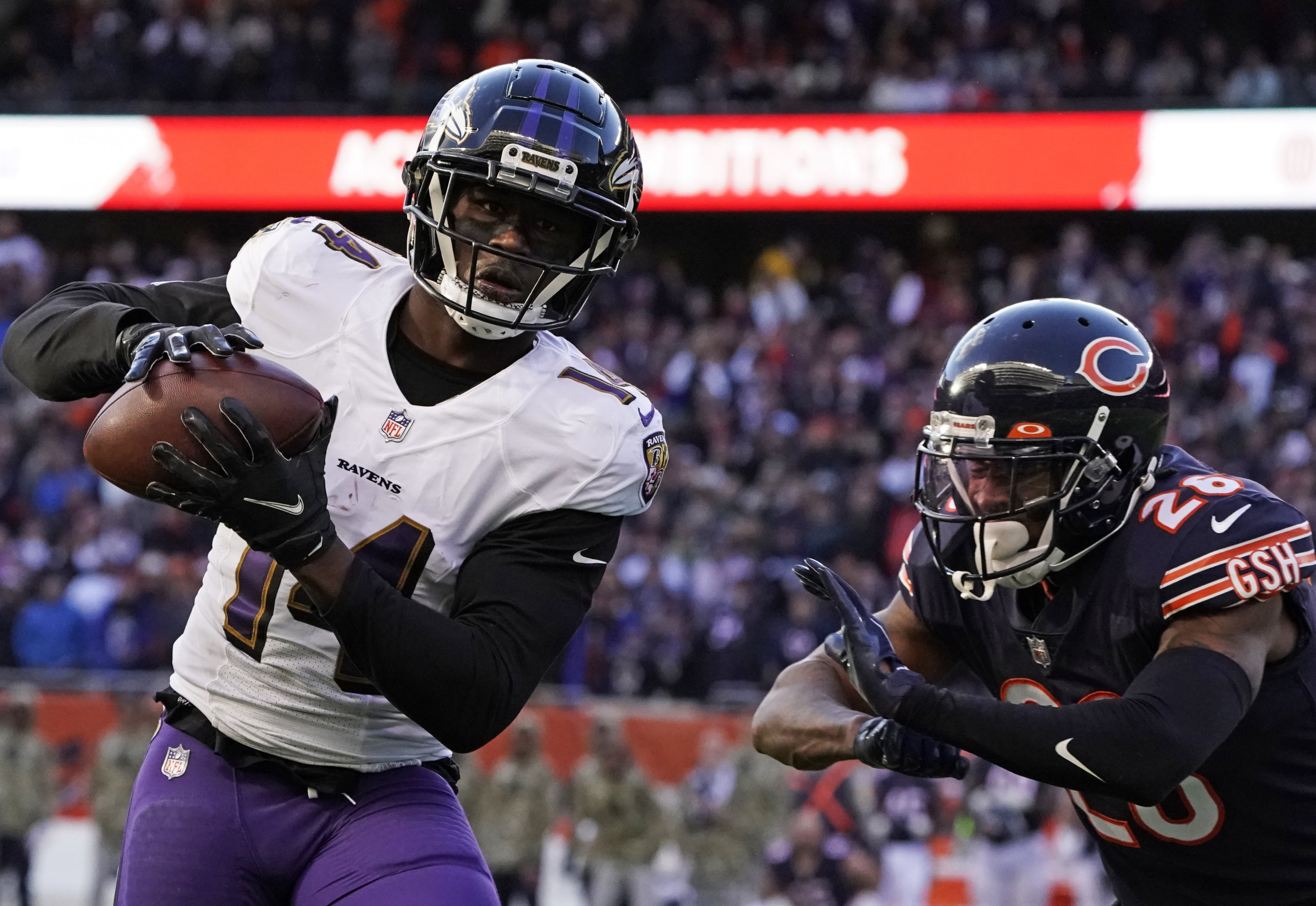 Ravens rely on run game to bully Saints, stay atop AFC North