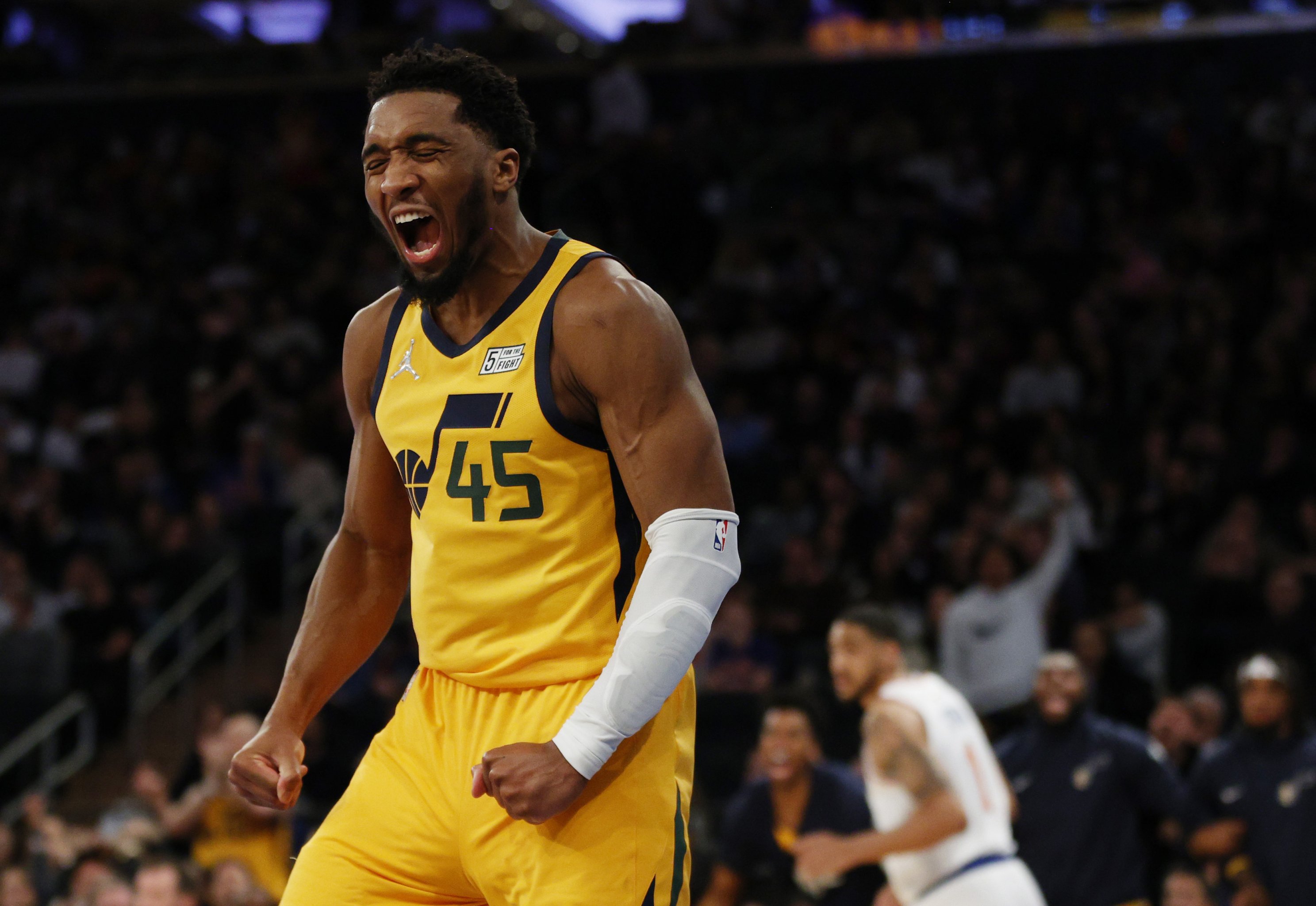 Celtics offer Jaylen Brown package for Kevin Durant, the latest on Donovan  Mitchell and more: Inside Pass - The Athletic