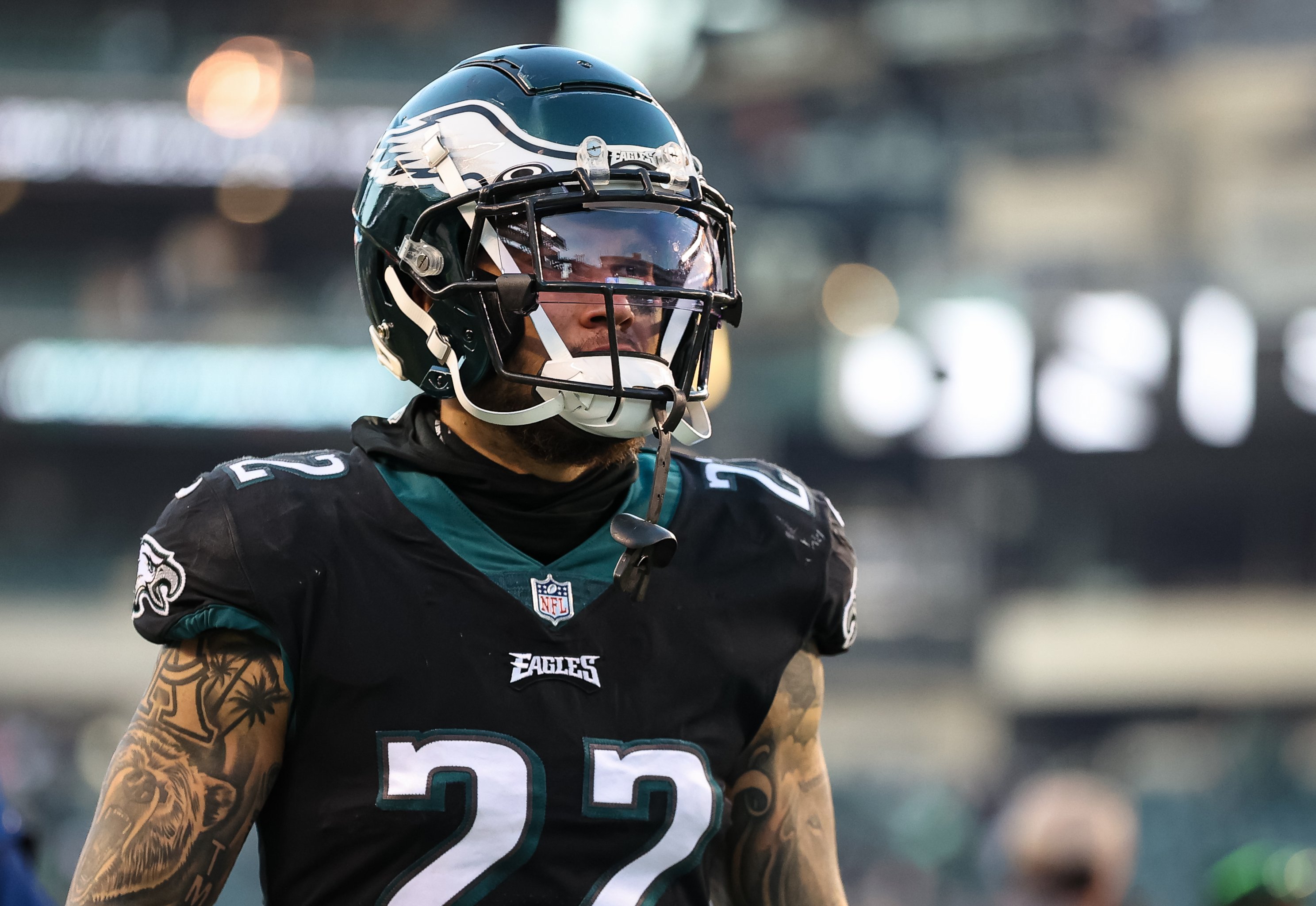 Eagles reveal black alternate helmets for 2022 – NBC Sports